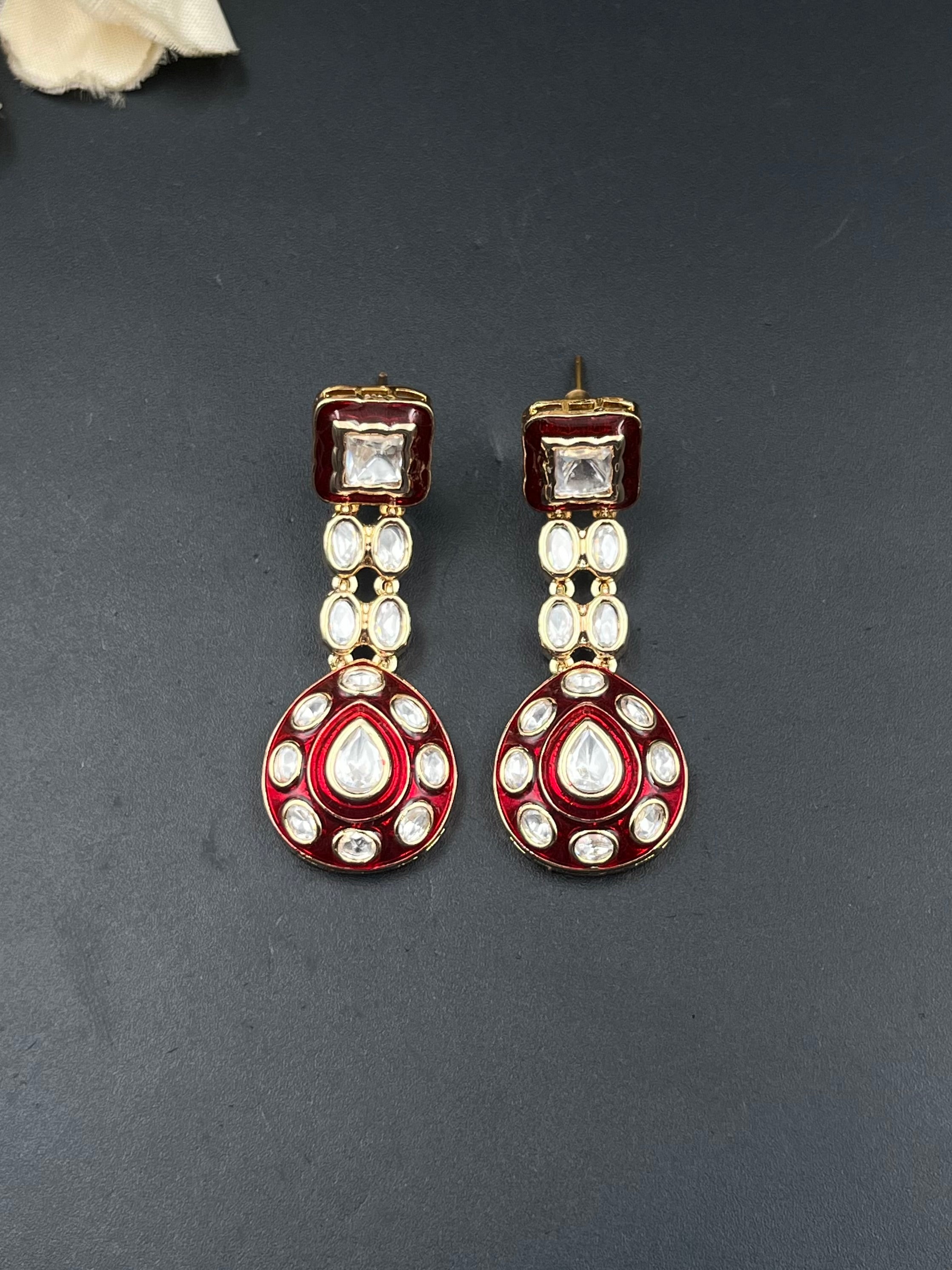 AAMIRA EARRING
