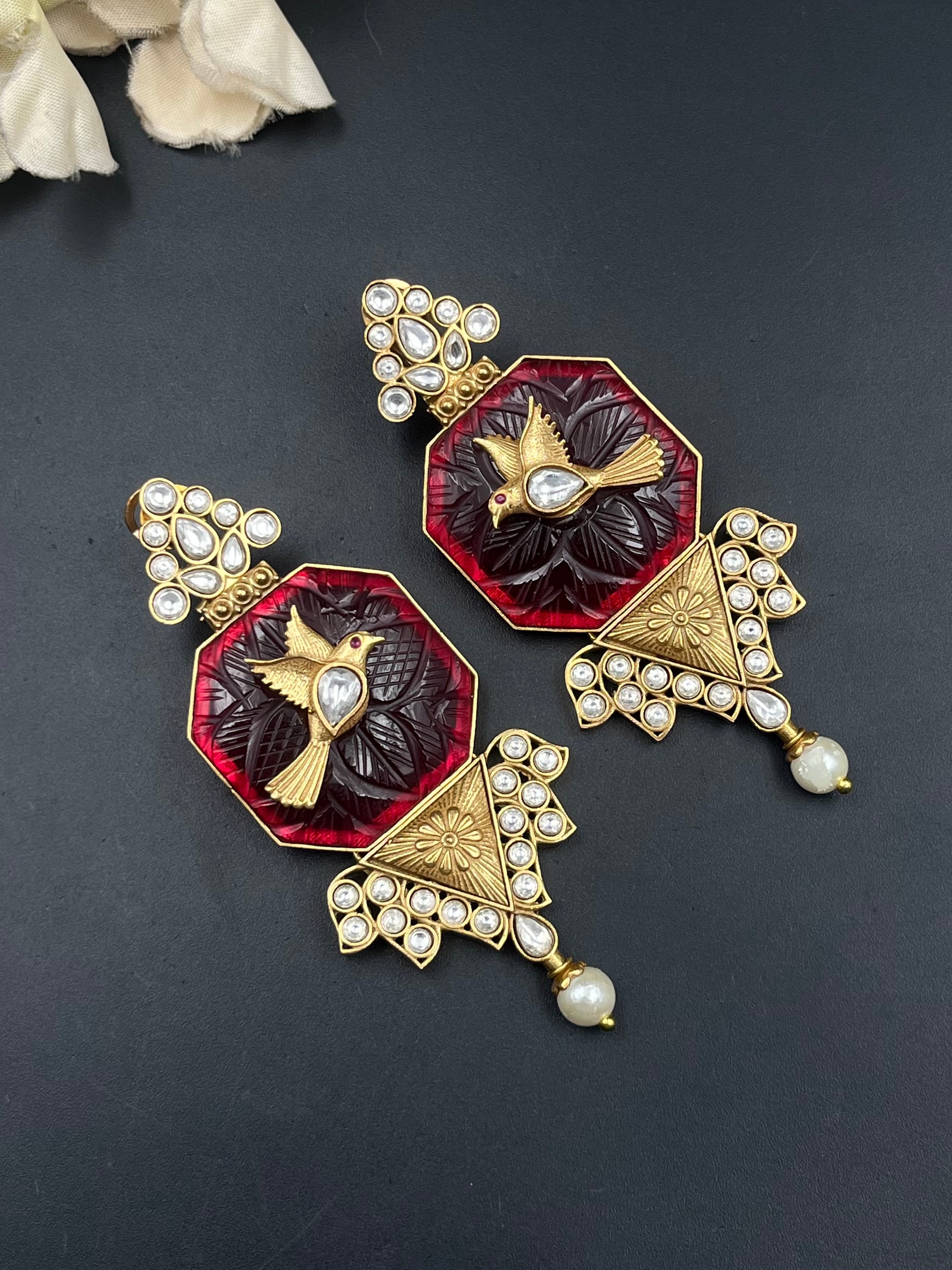 RANIA EARRING