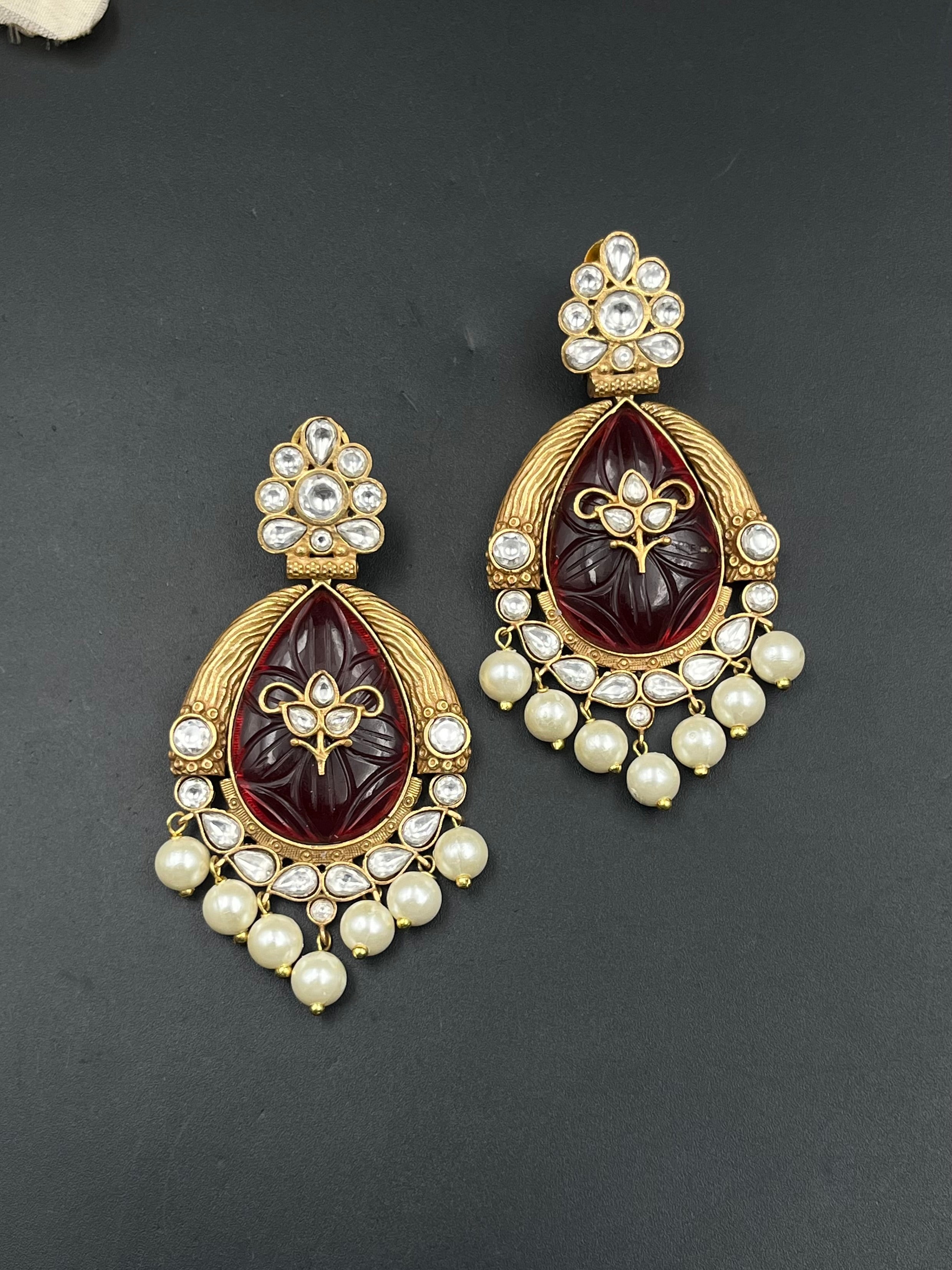 ISHA EARRING