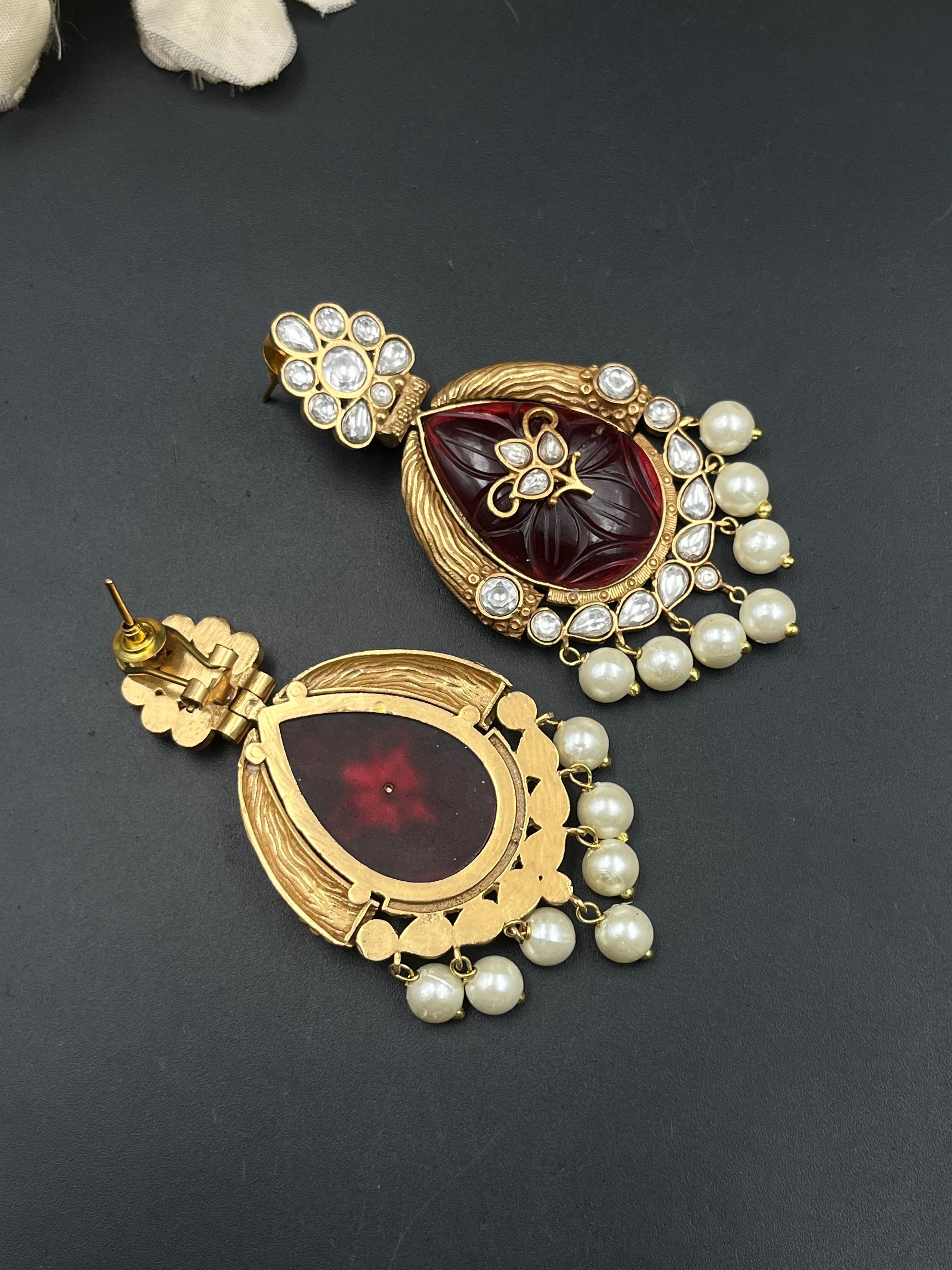 ISHA EARRING