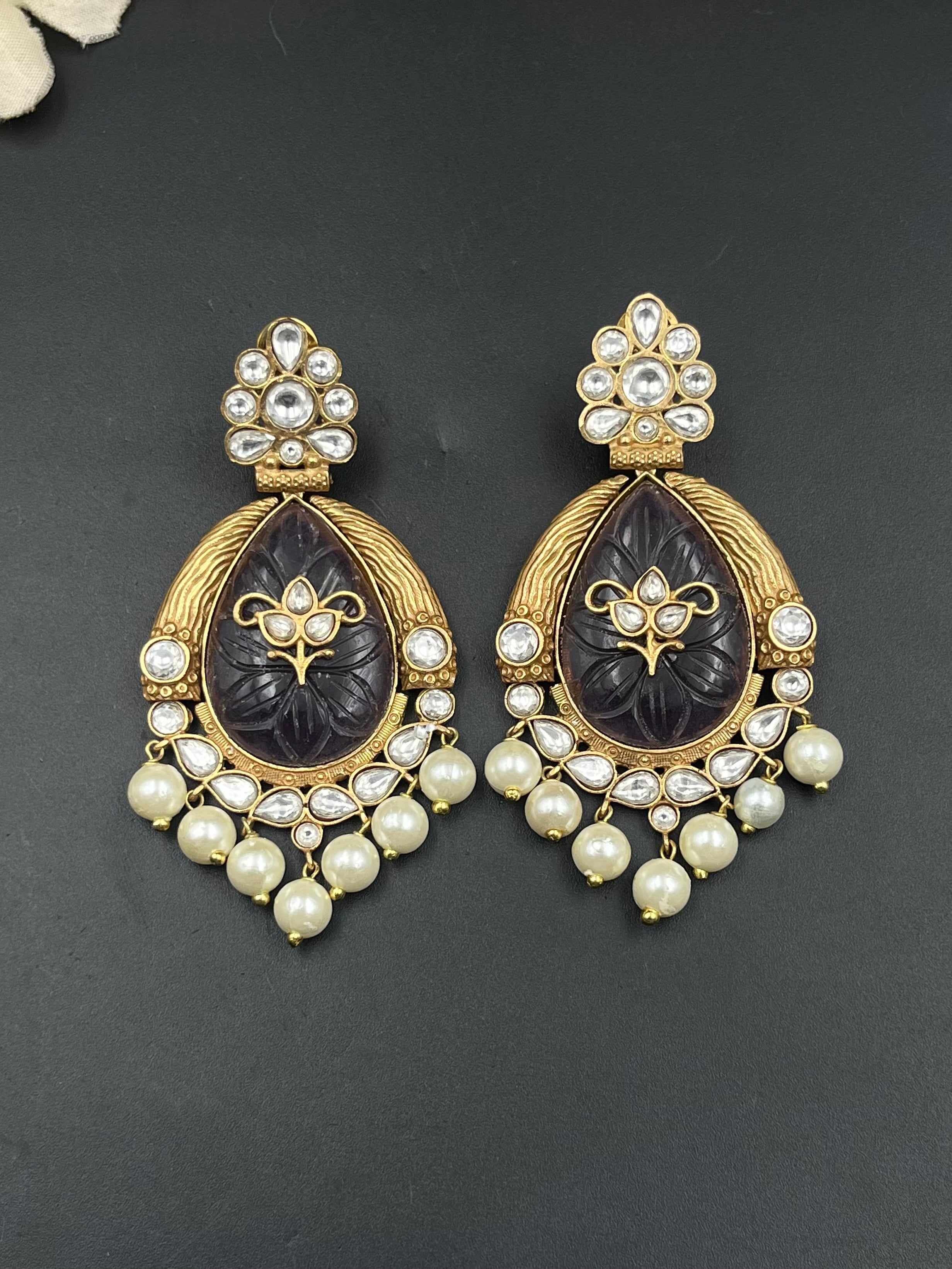ISHA EARRING