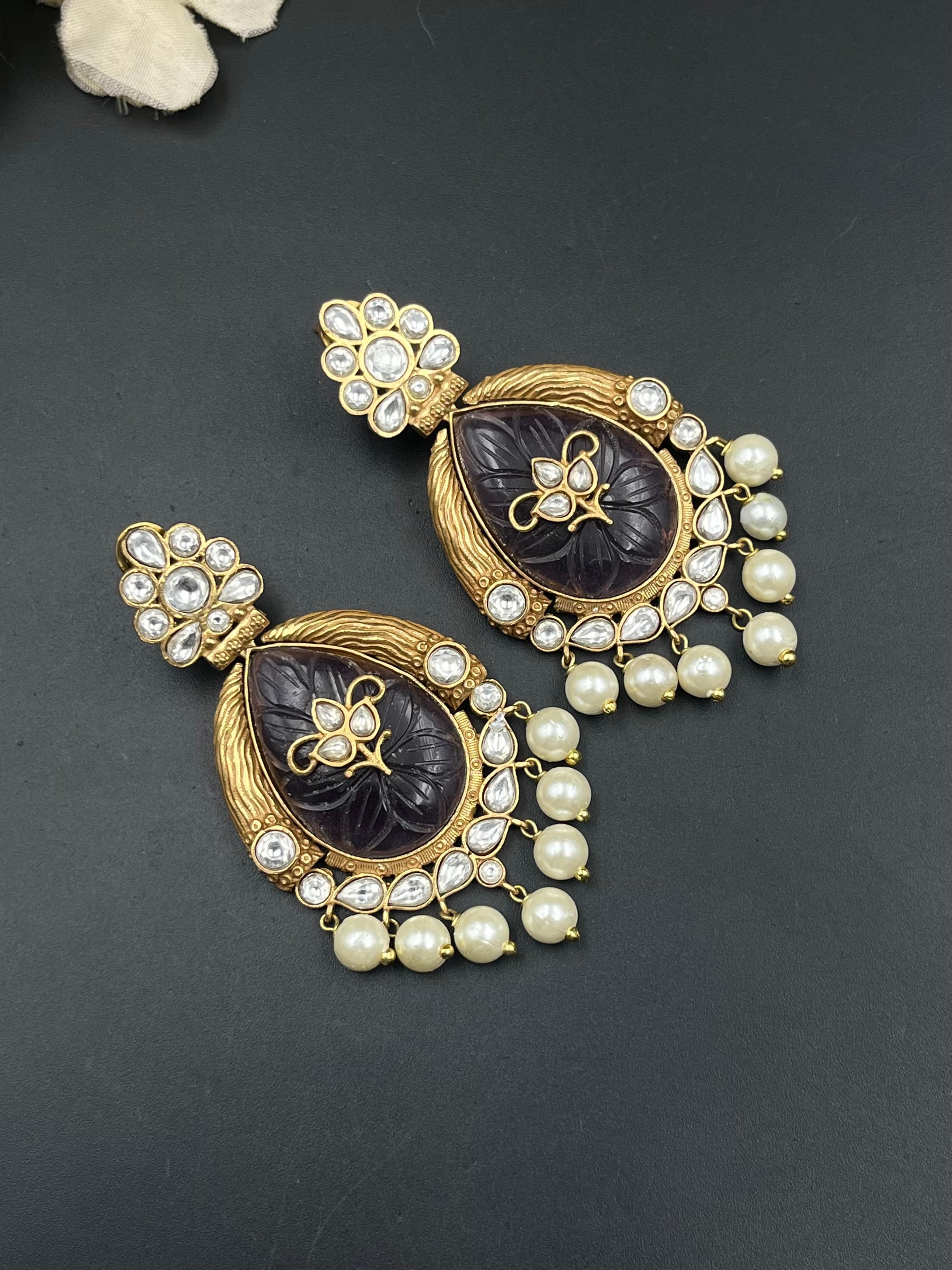 ISHA EARRING