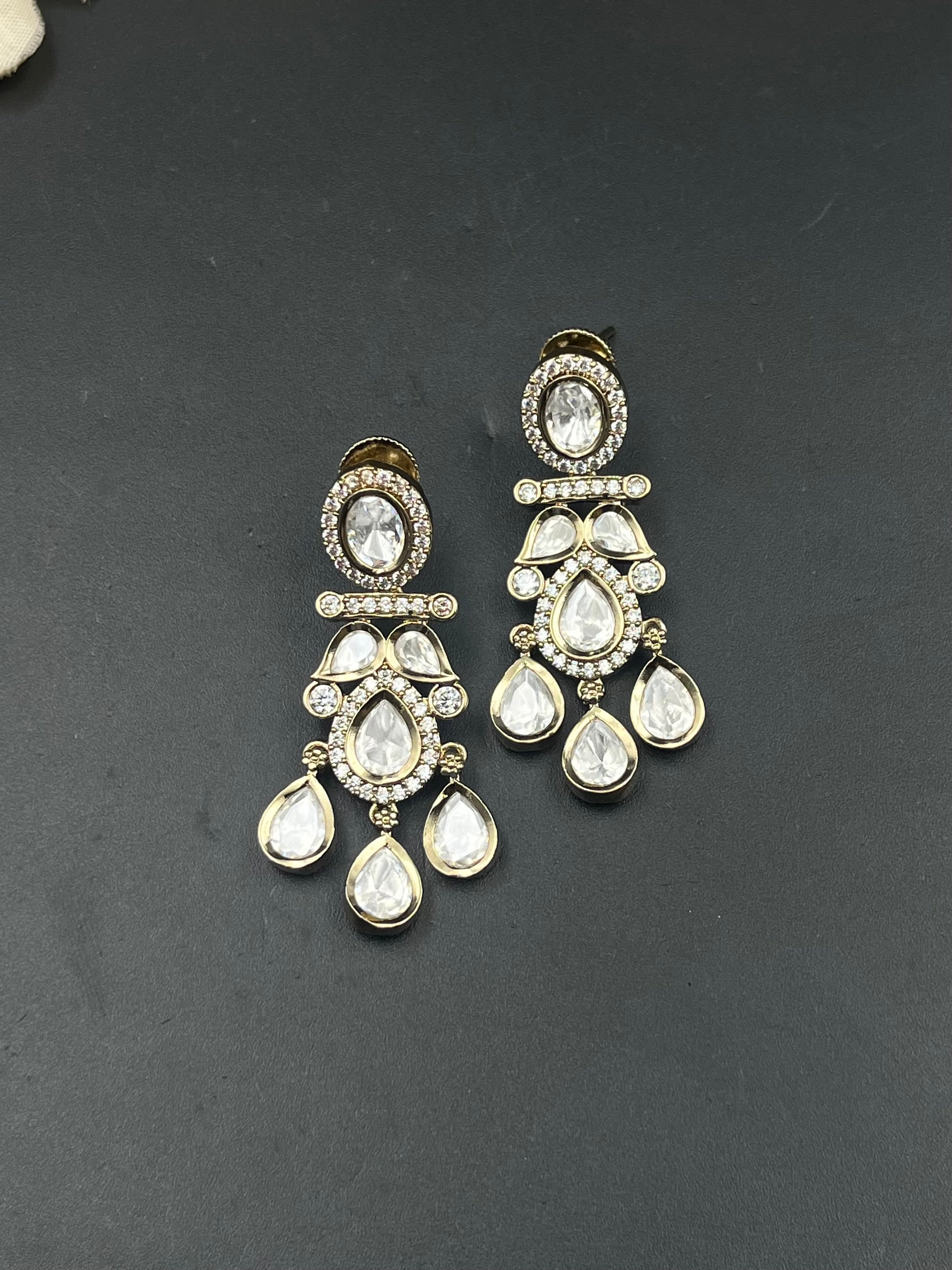 JINAD EARRING