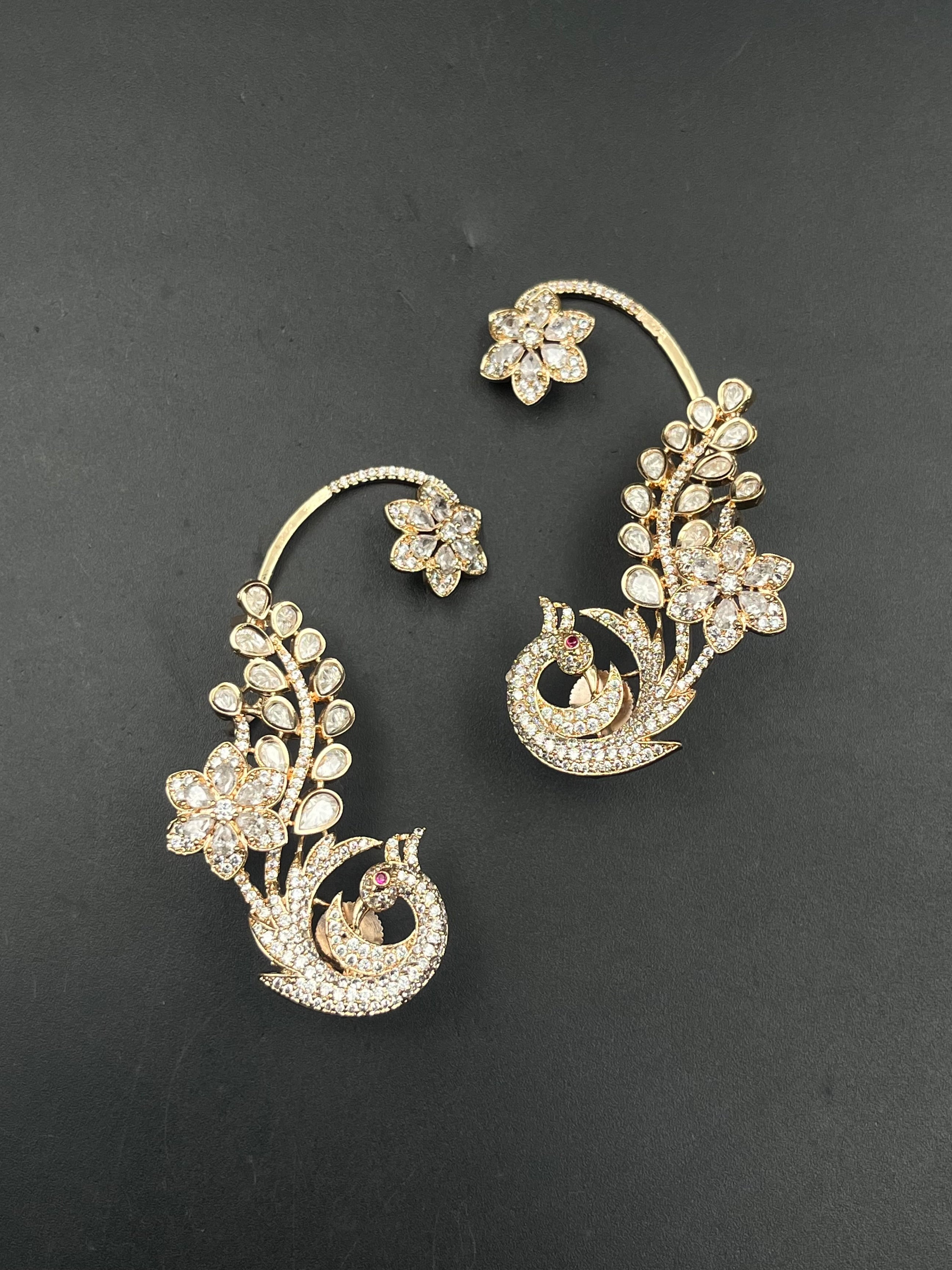 NABILA EARRING
