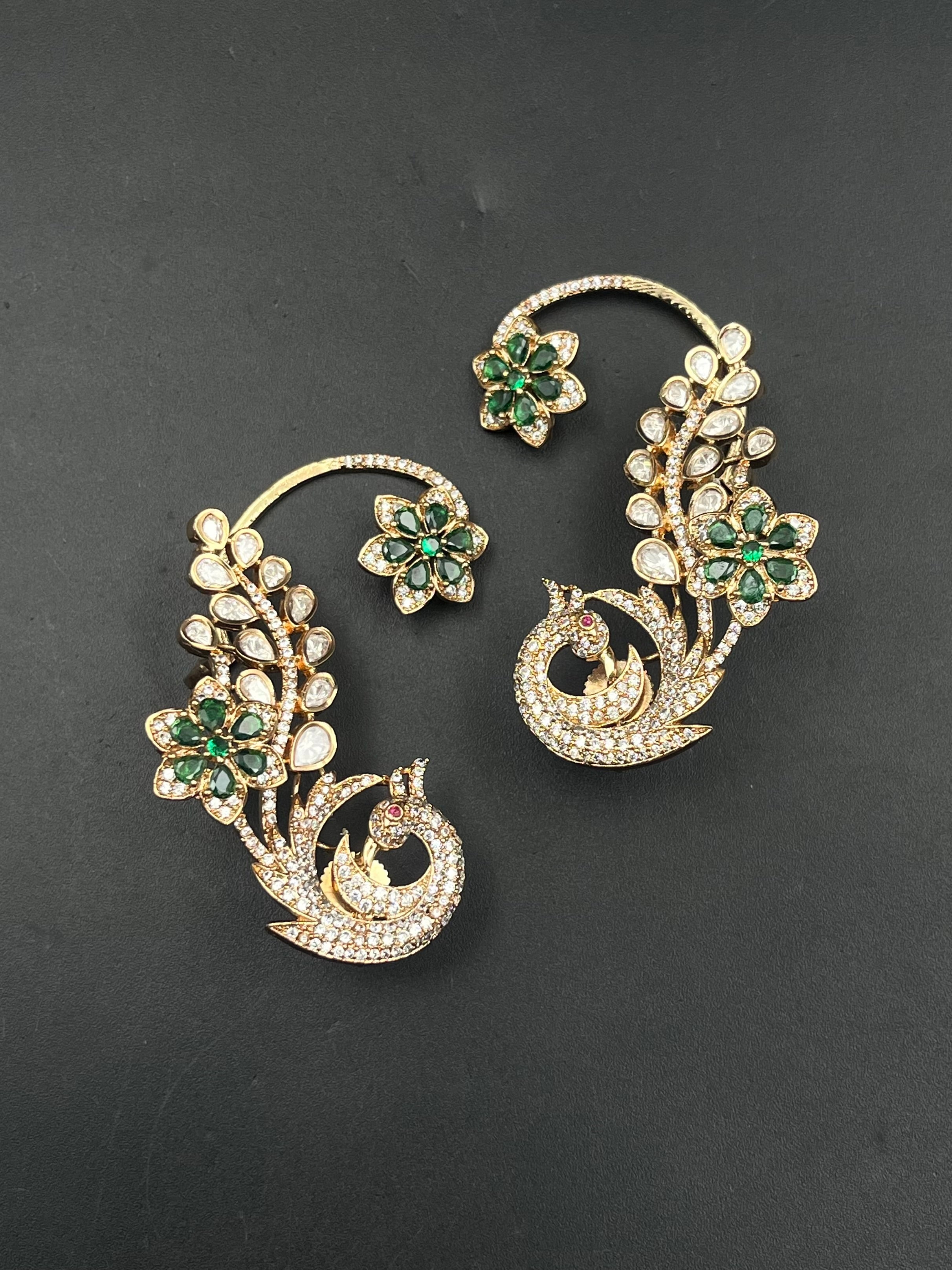 NABILA EARRING