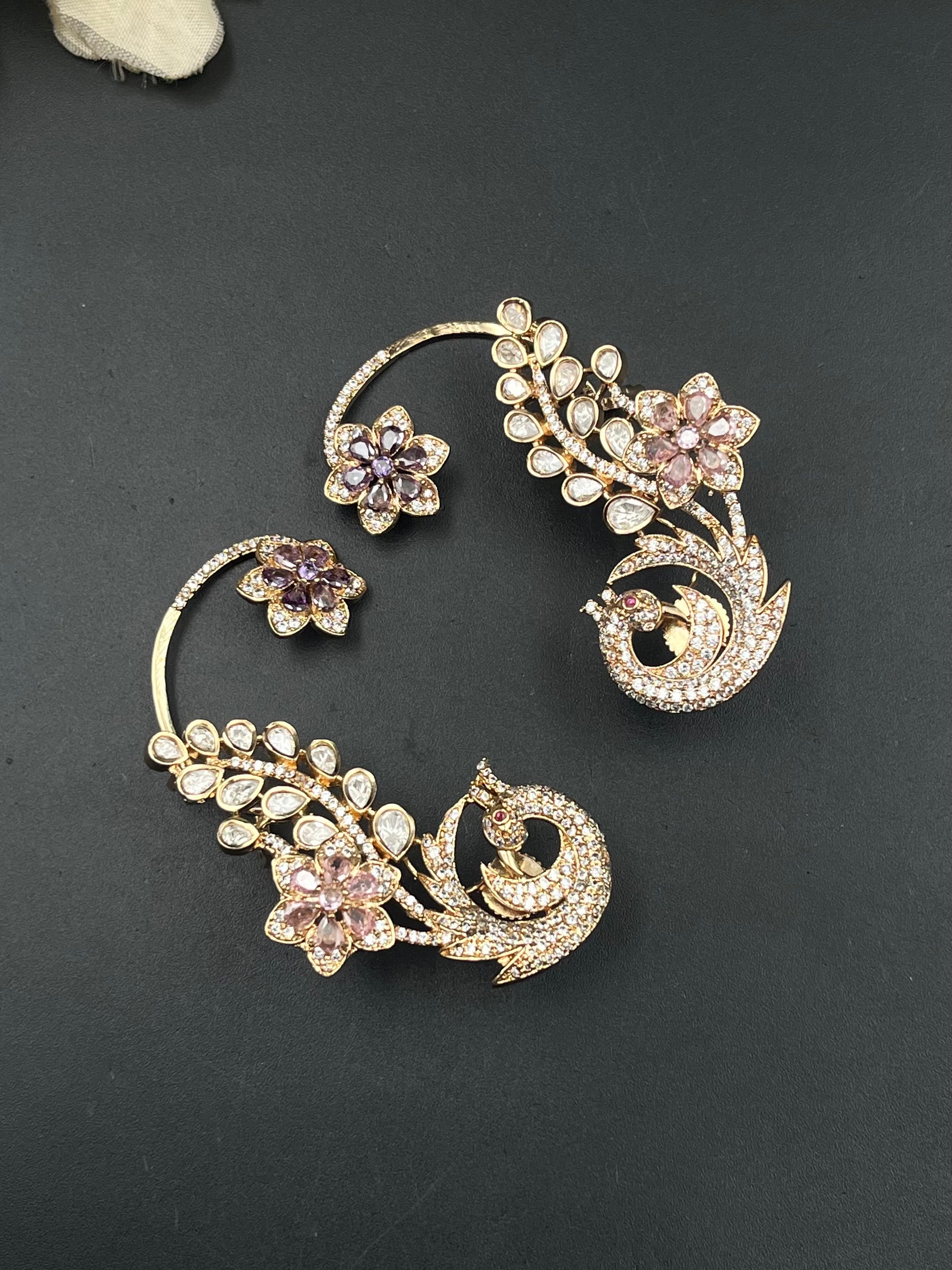 NABILA EARRING