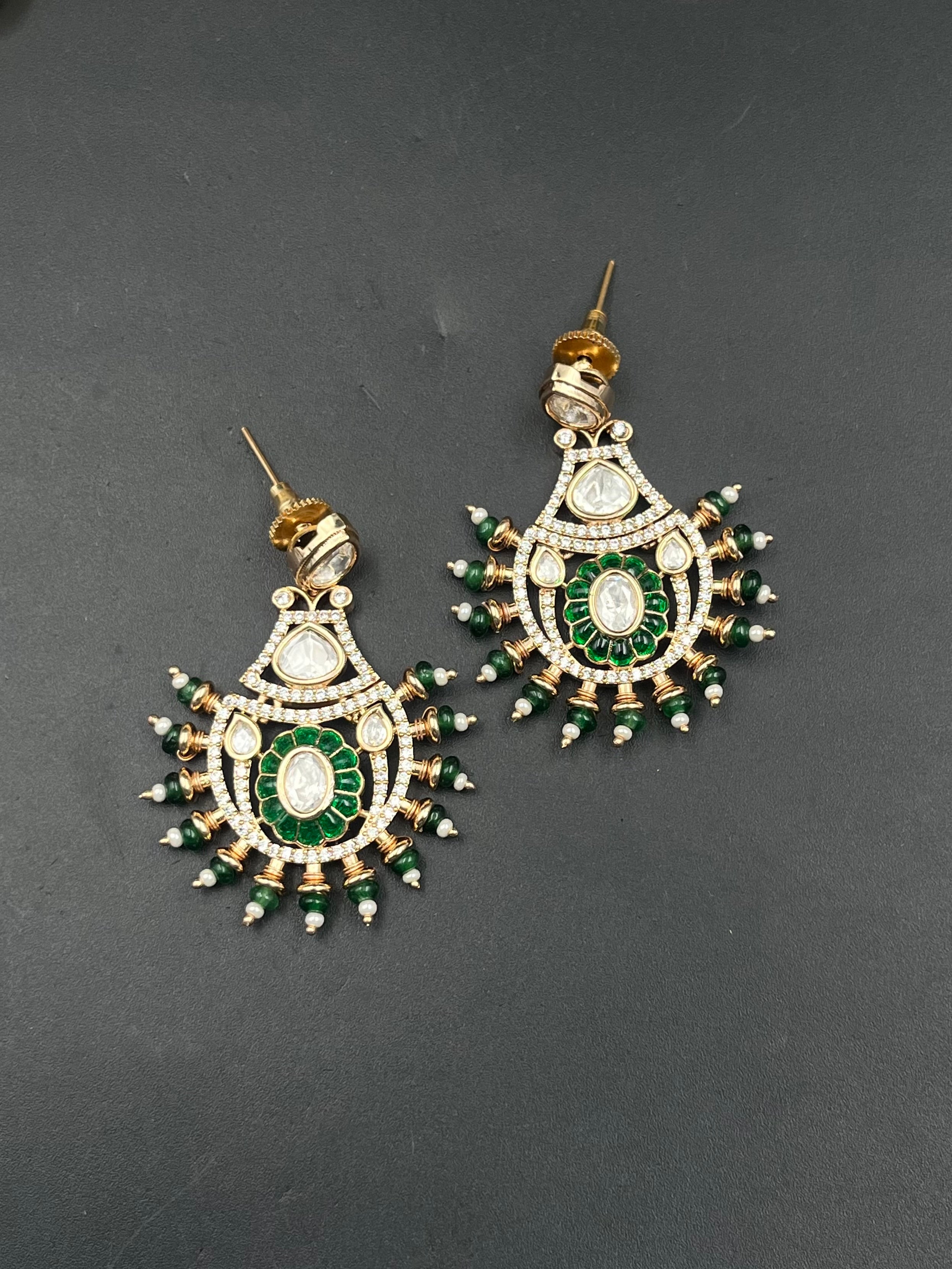 NAZIA EARRING