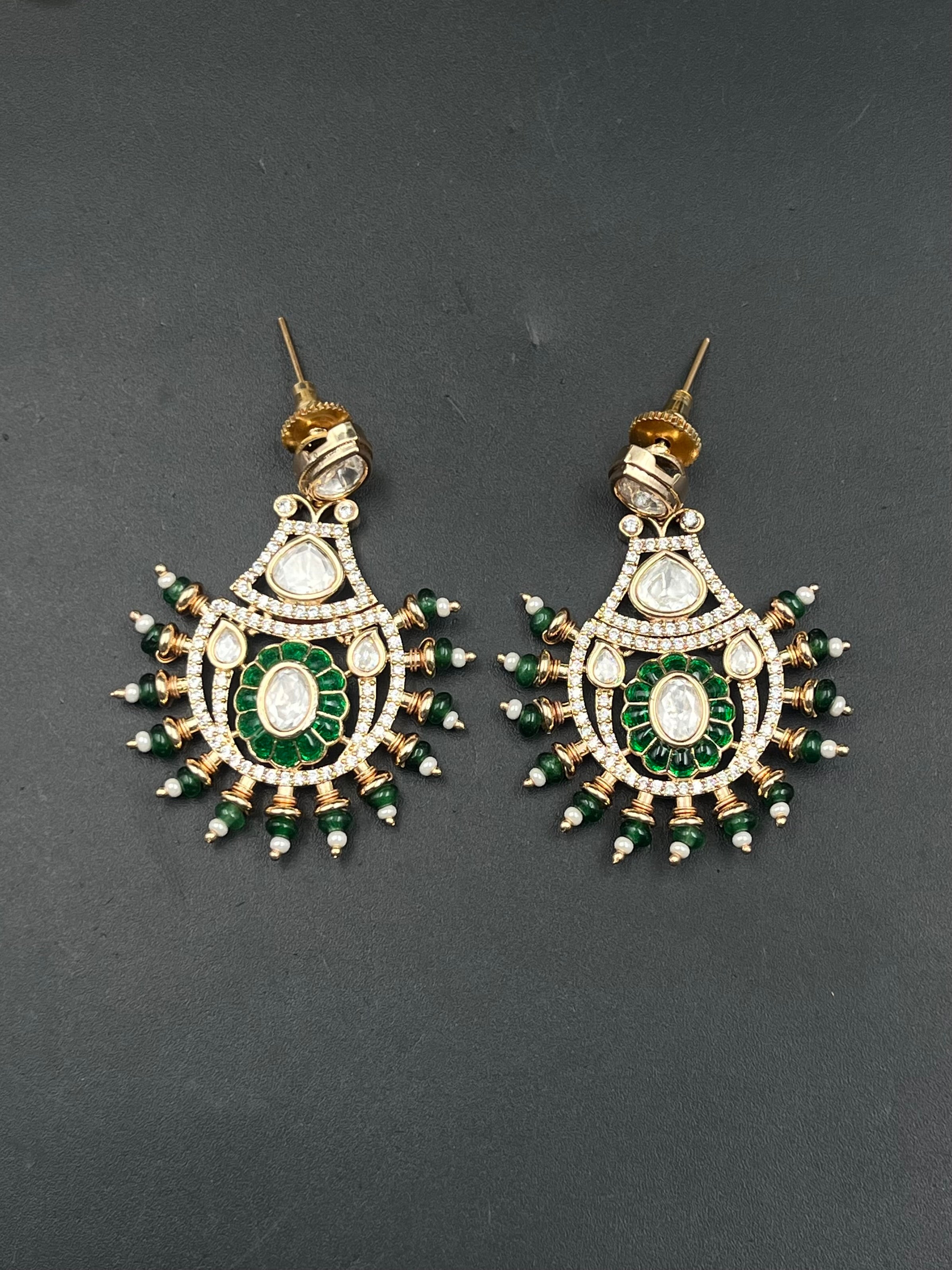 NAZIA EARRING