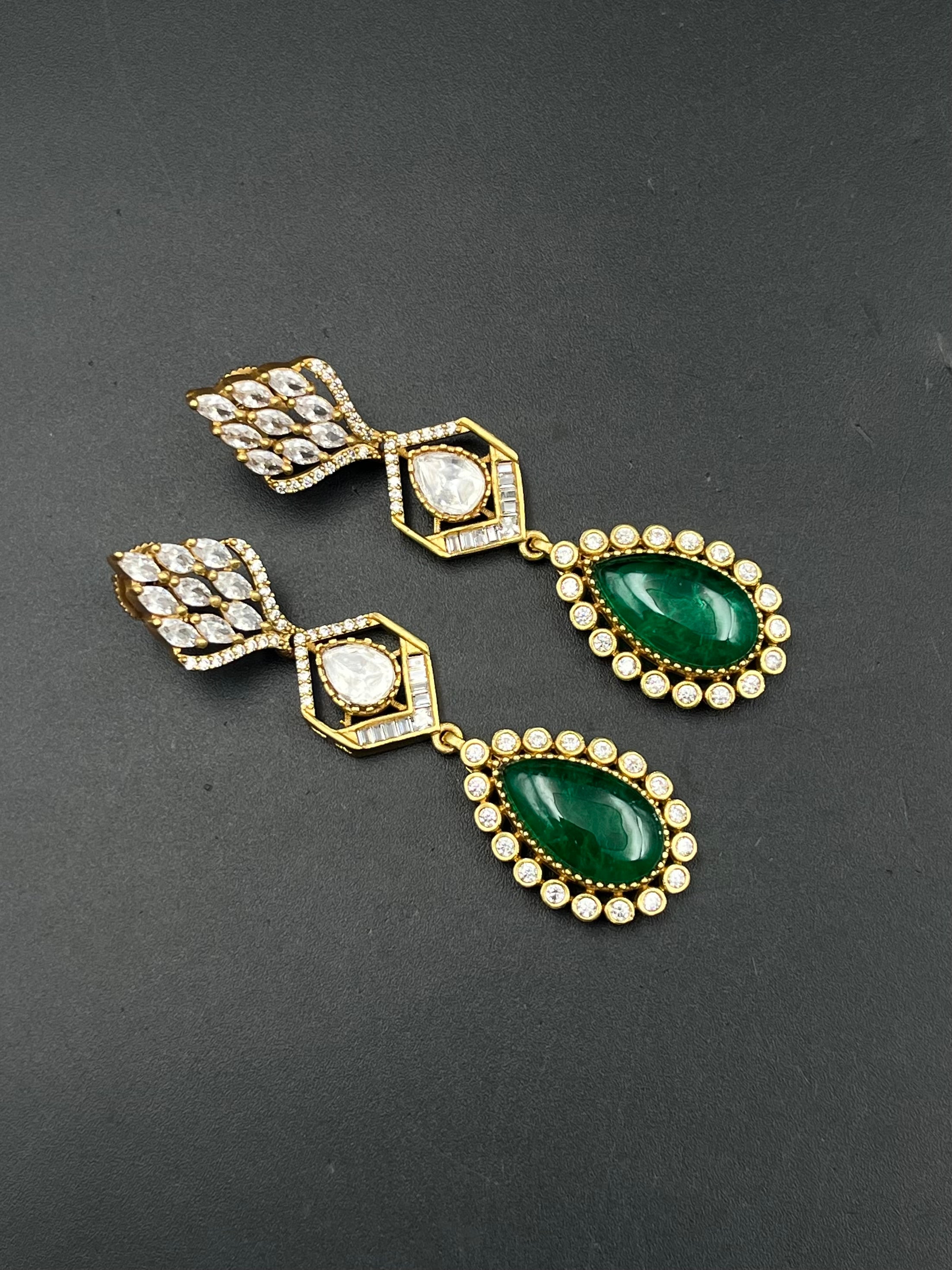 JUNIYA EARRING