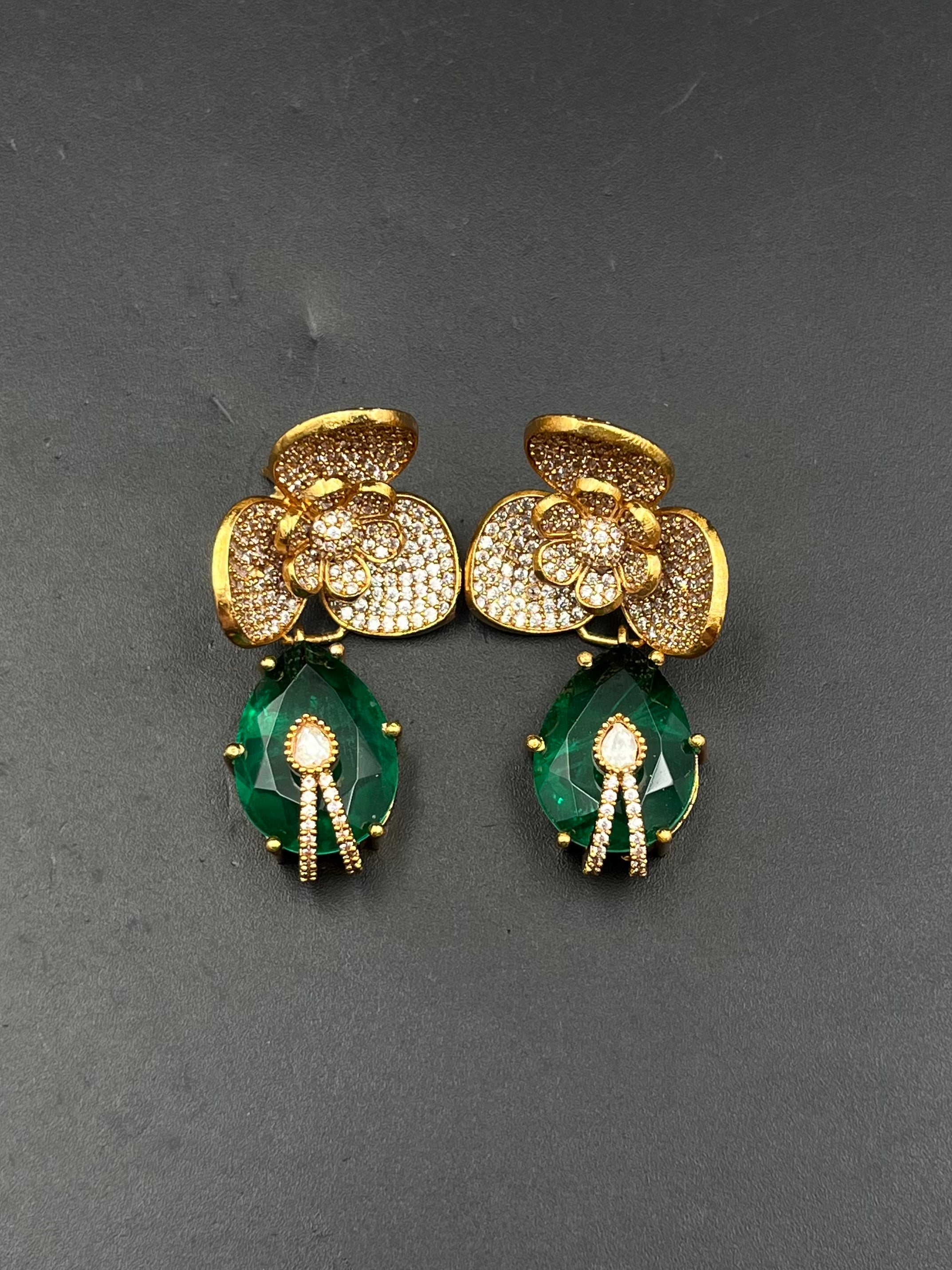 TISHA EARRING
