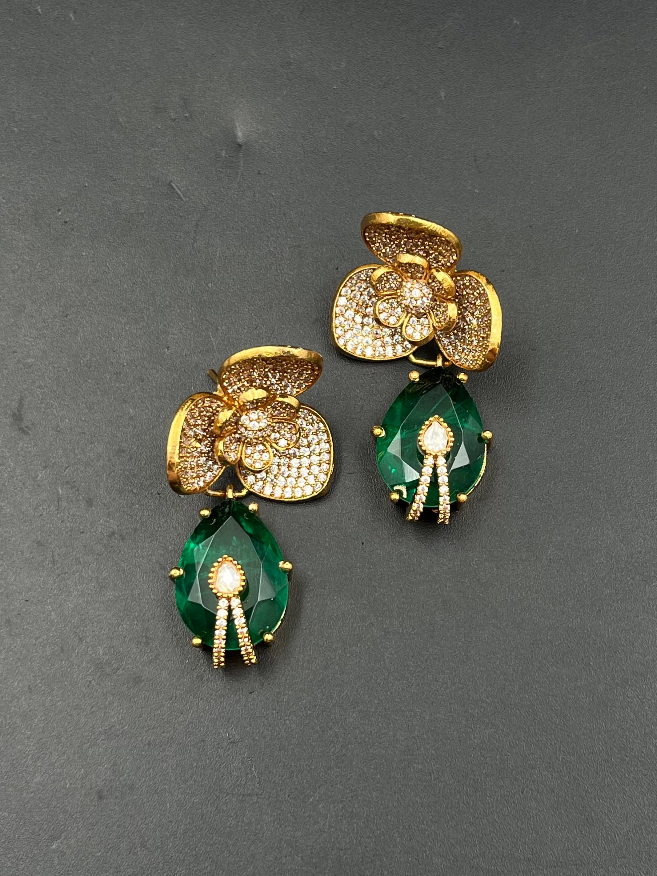 TISHA EARRING