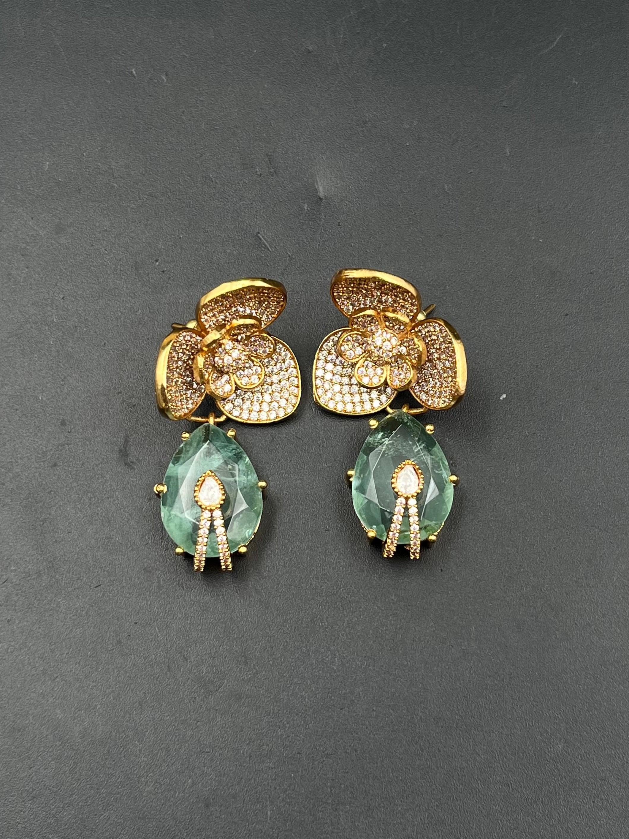 TISHA EARRING