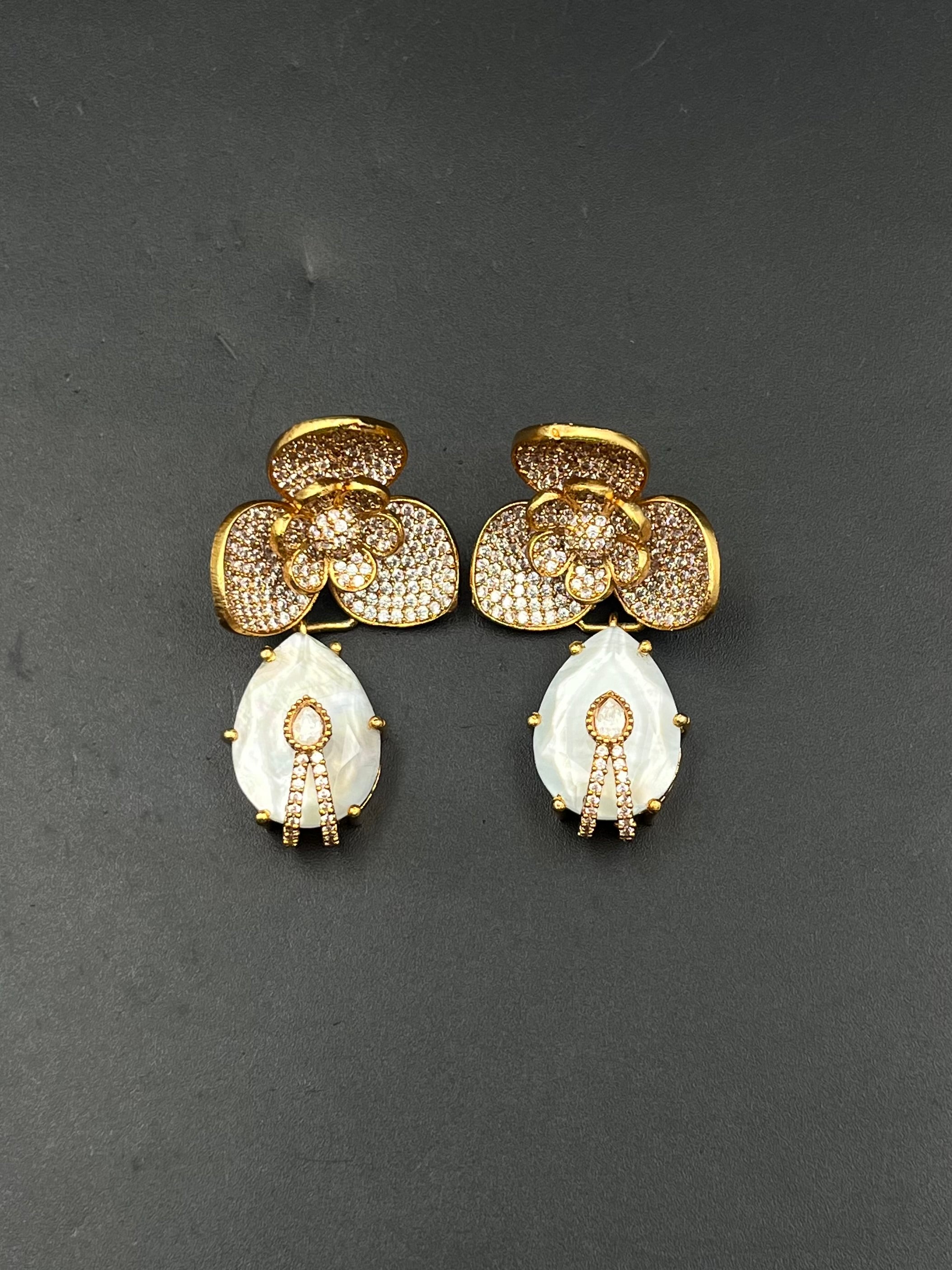 TISHA EARRING