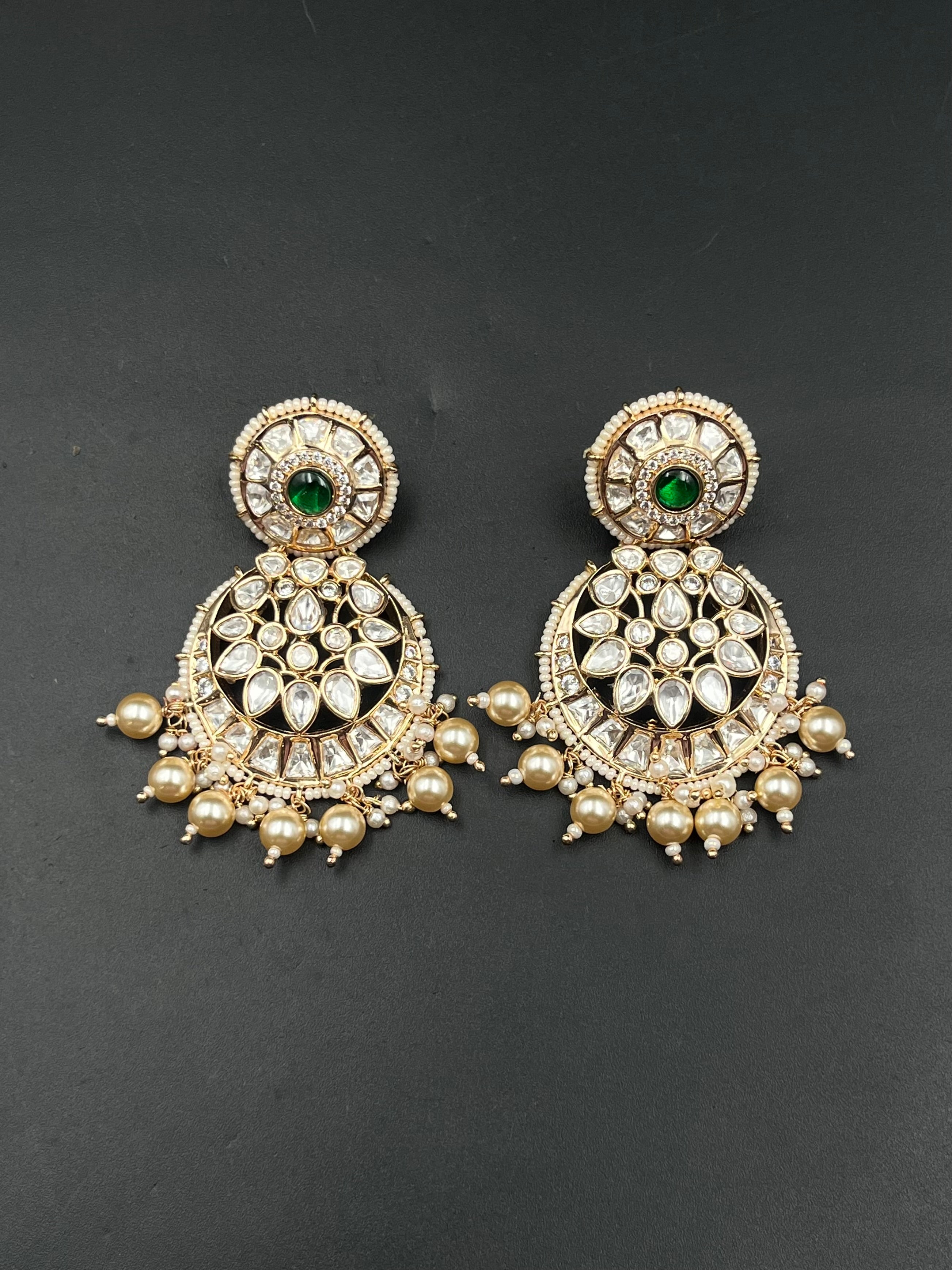 SIYO EARRING