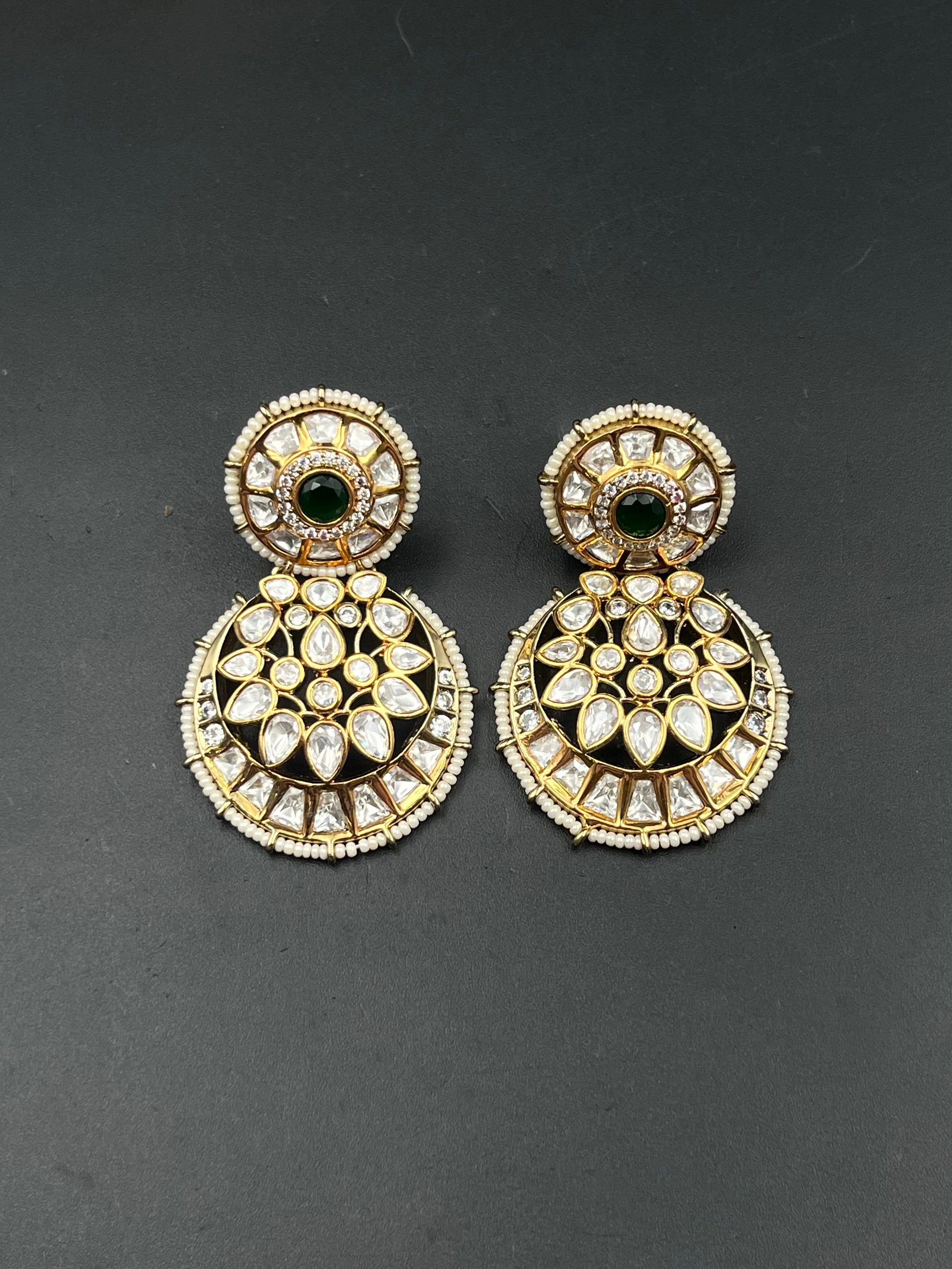 SIYO EARRING