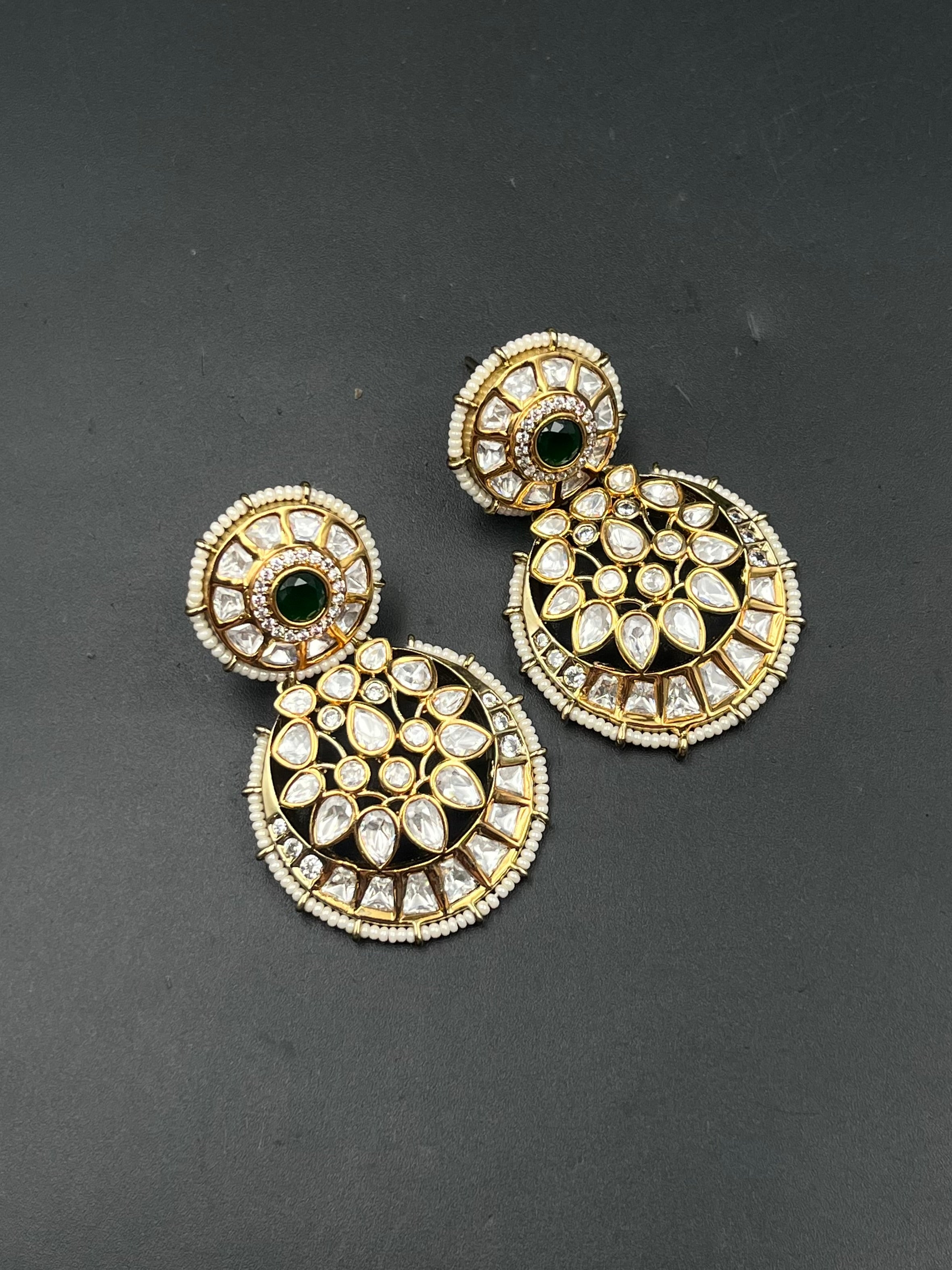 SIYO EARRING