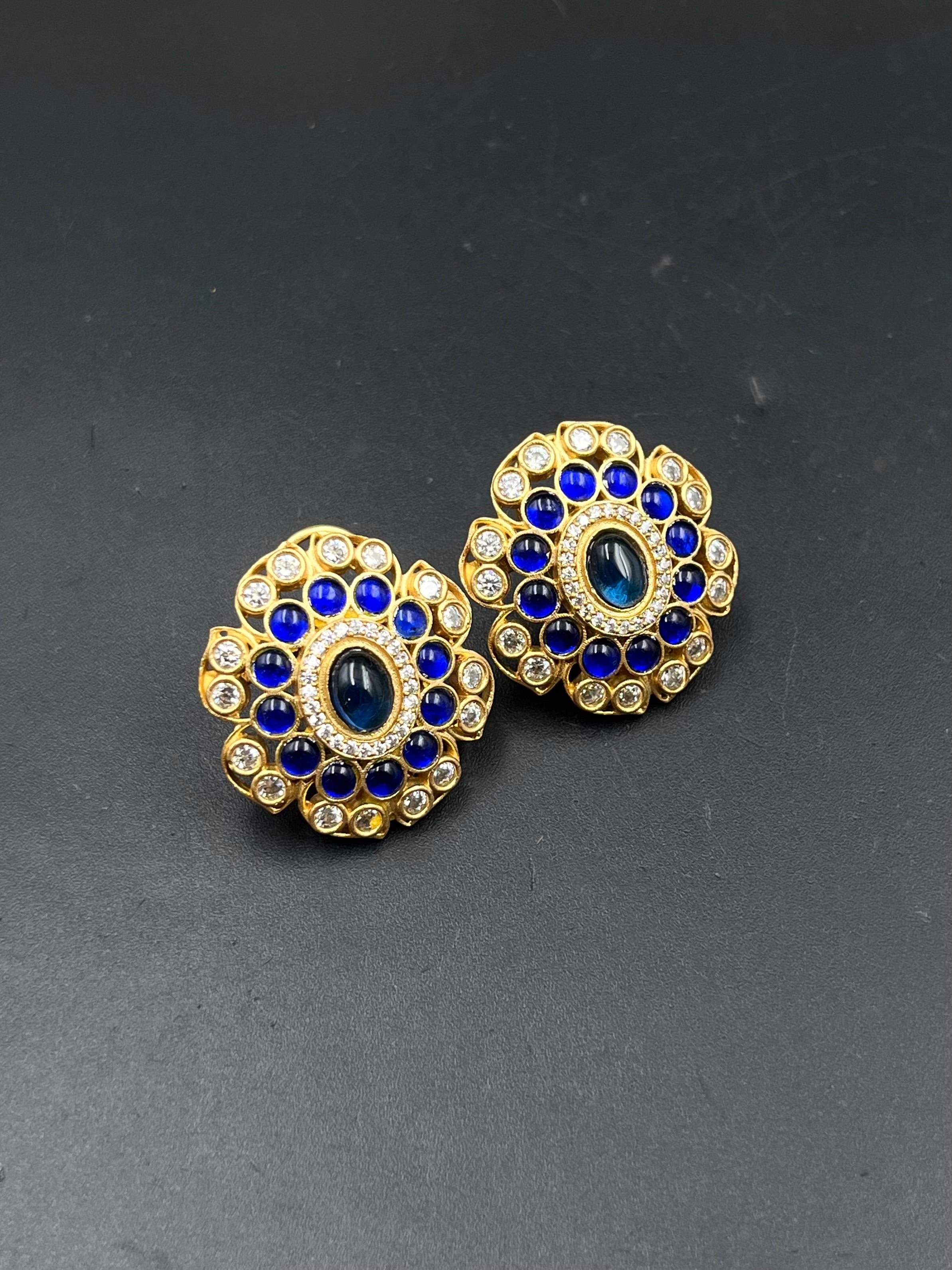 SITA EARRING