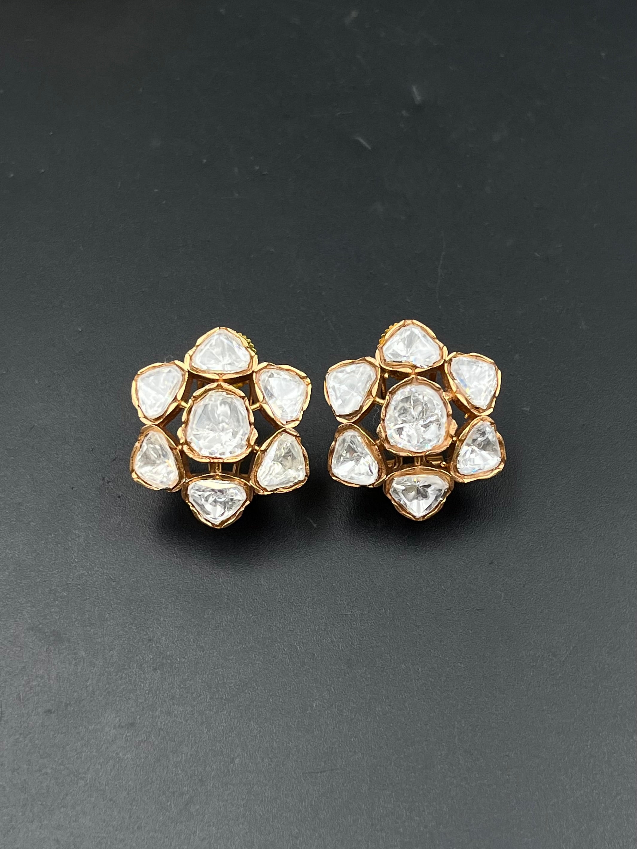 HIYANA EARRING