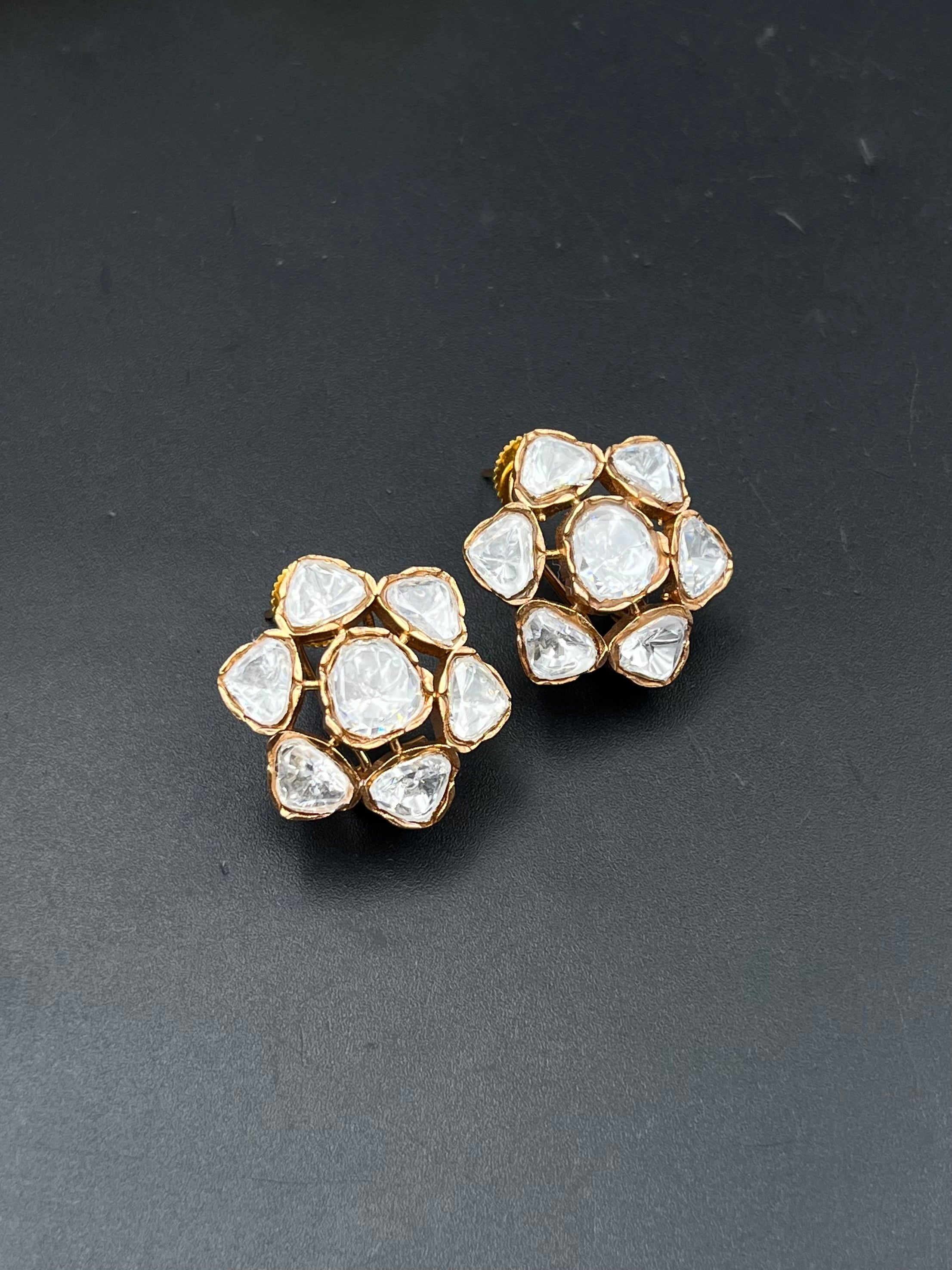 HIYANA EARRING