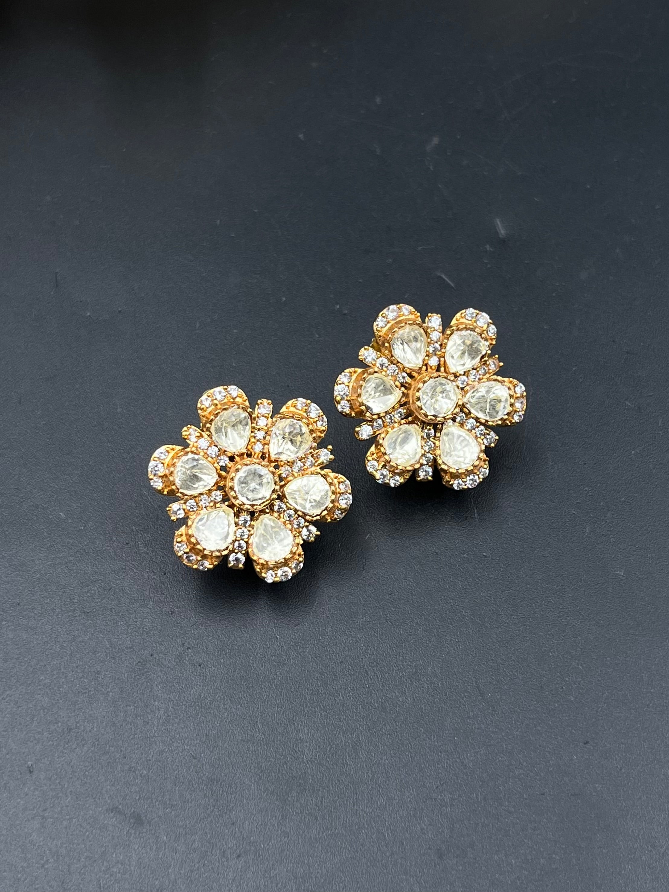 SITA EARRING