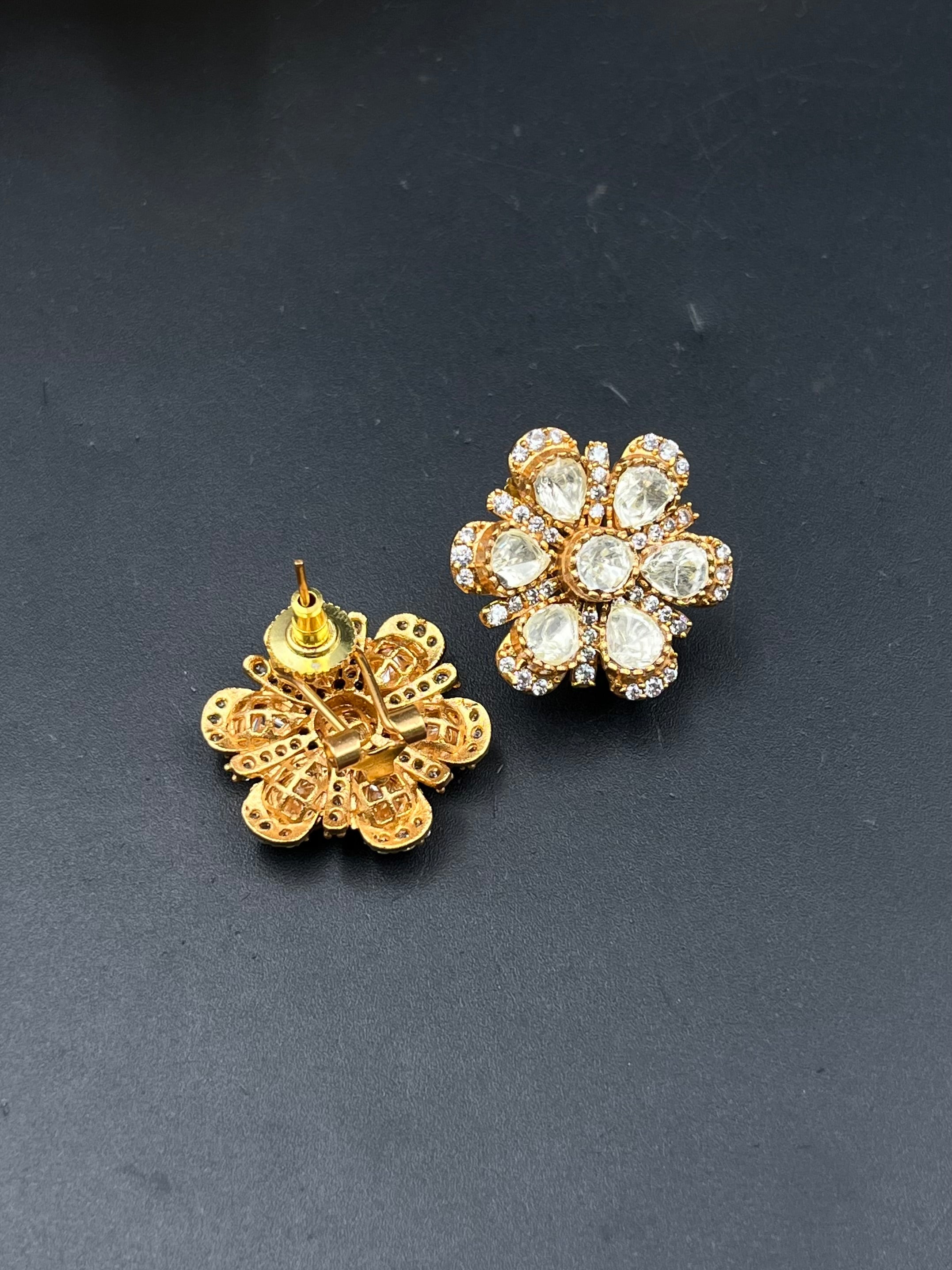 SITA EARRING