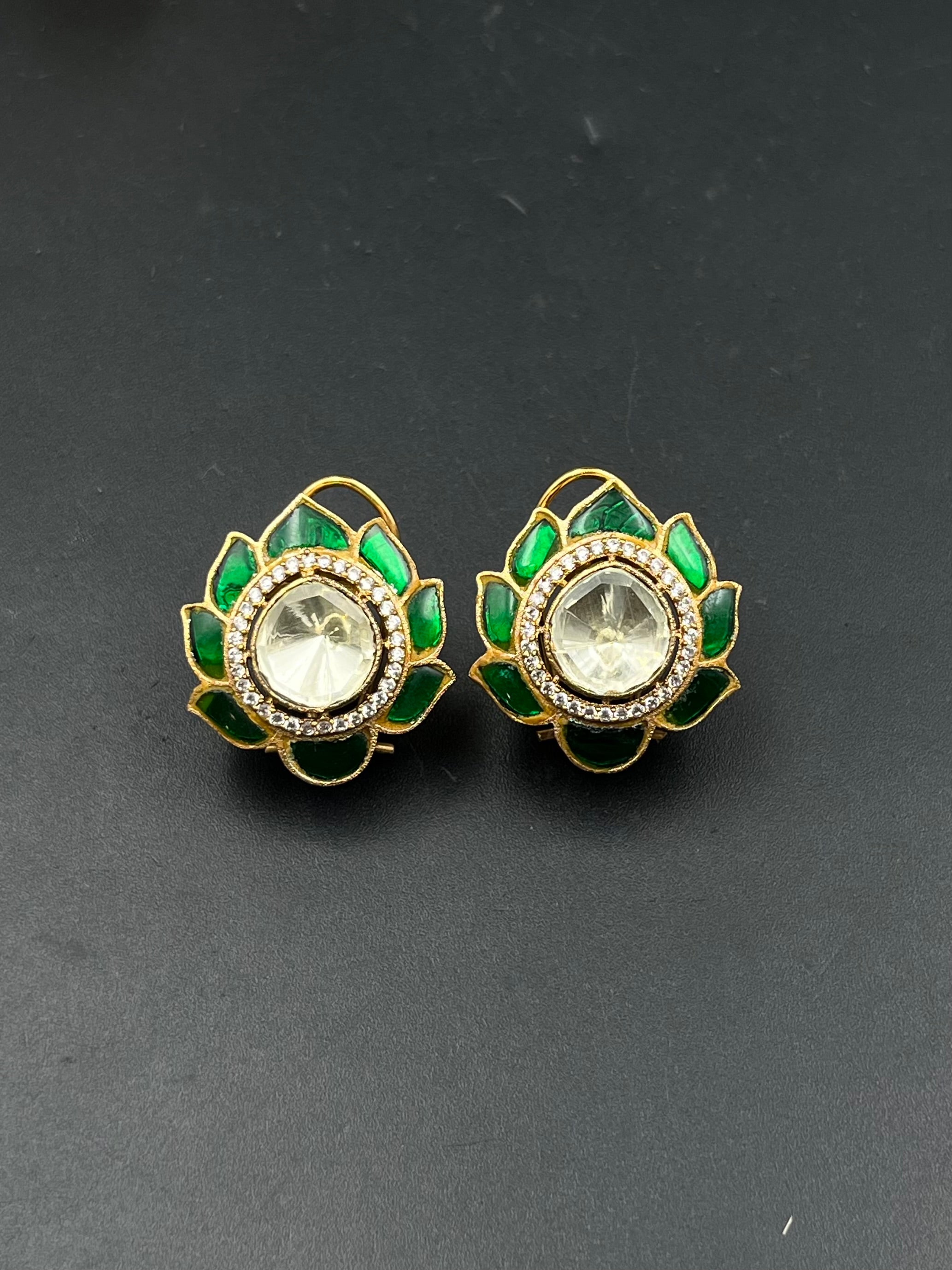 NEETA EARRING
