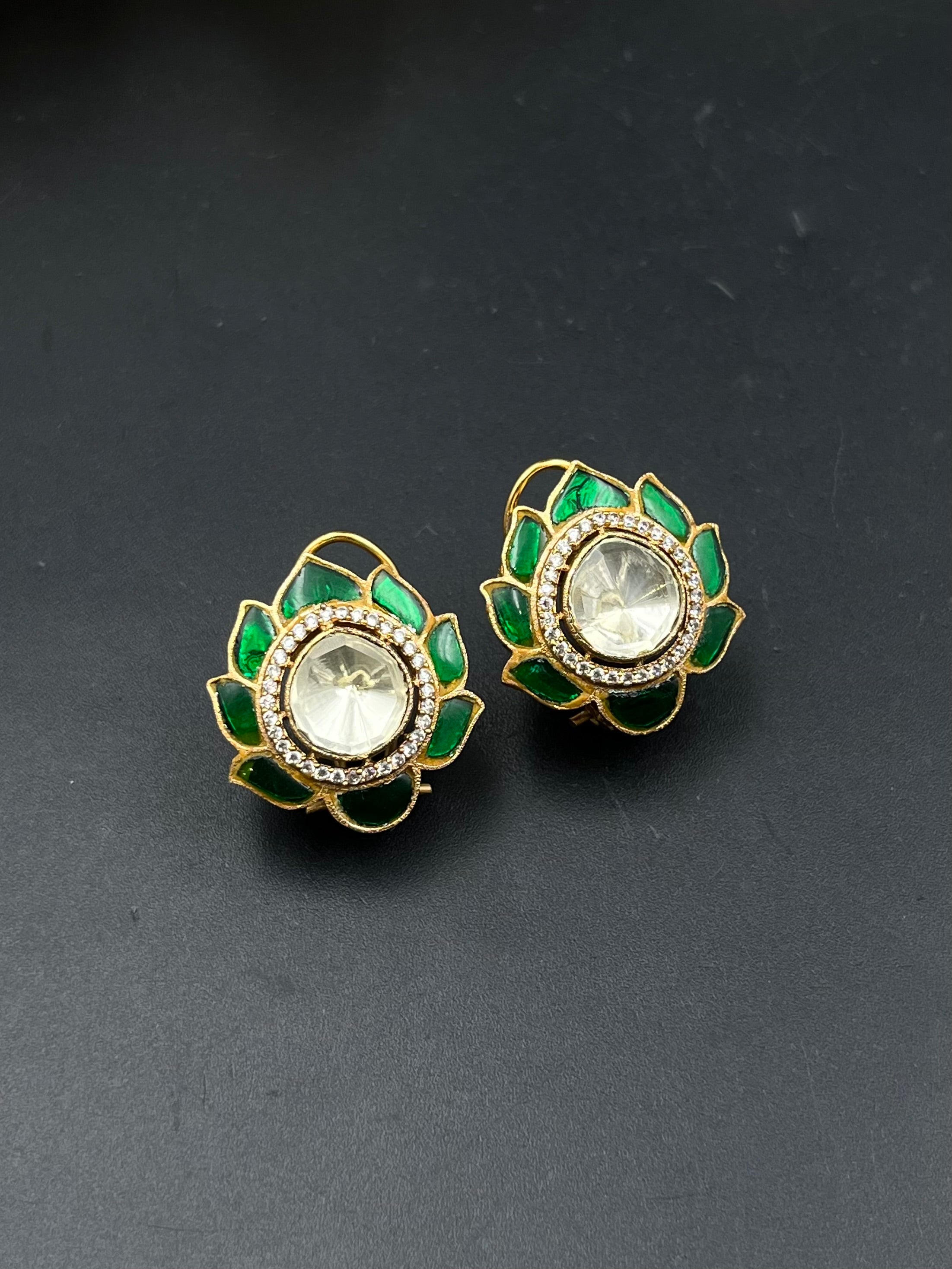 NEETA EARRING