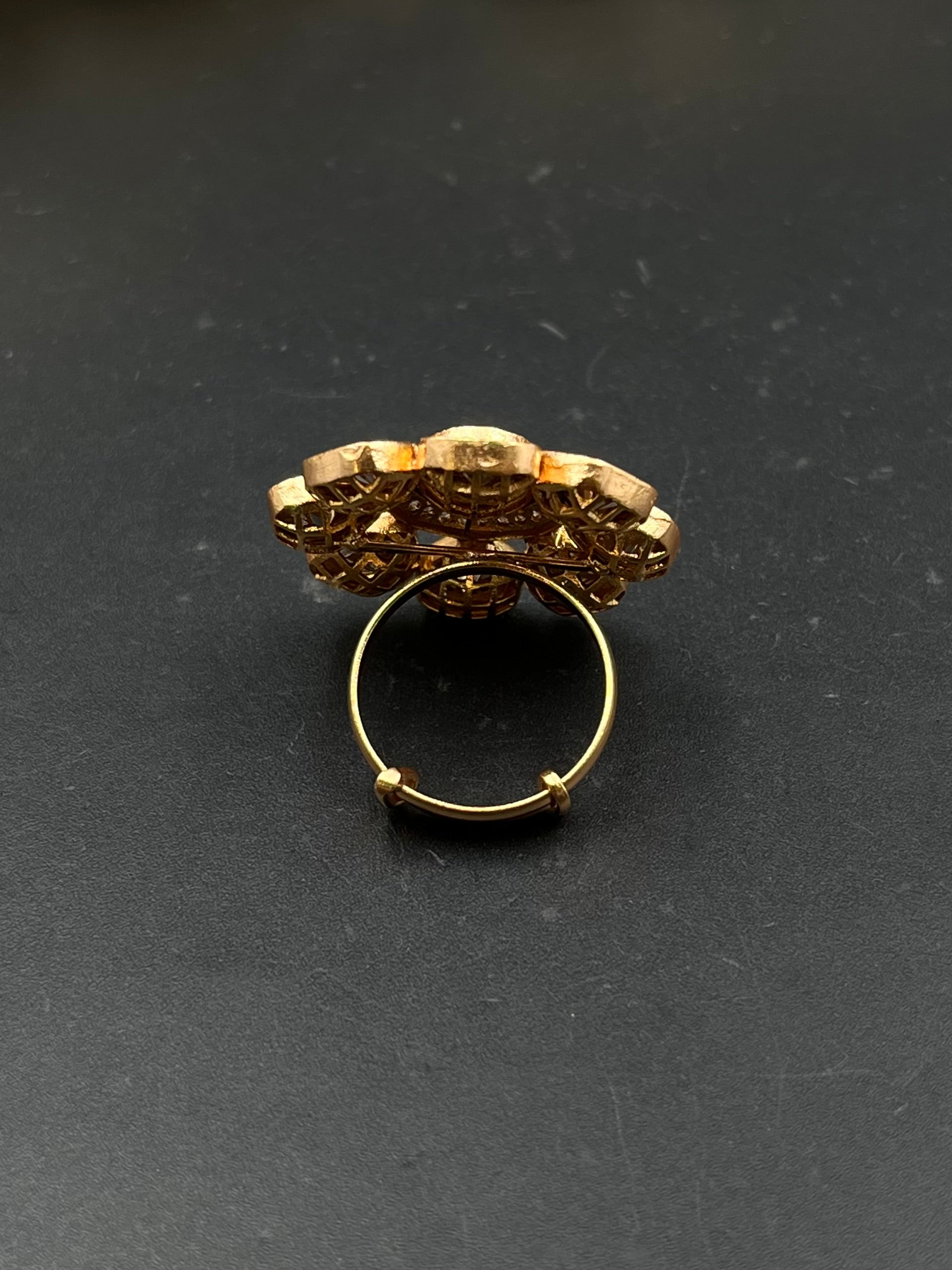 PIYNA RING