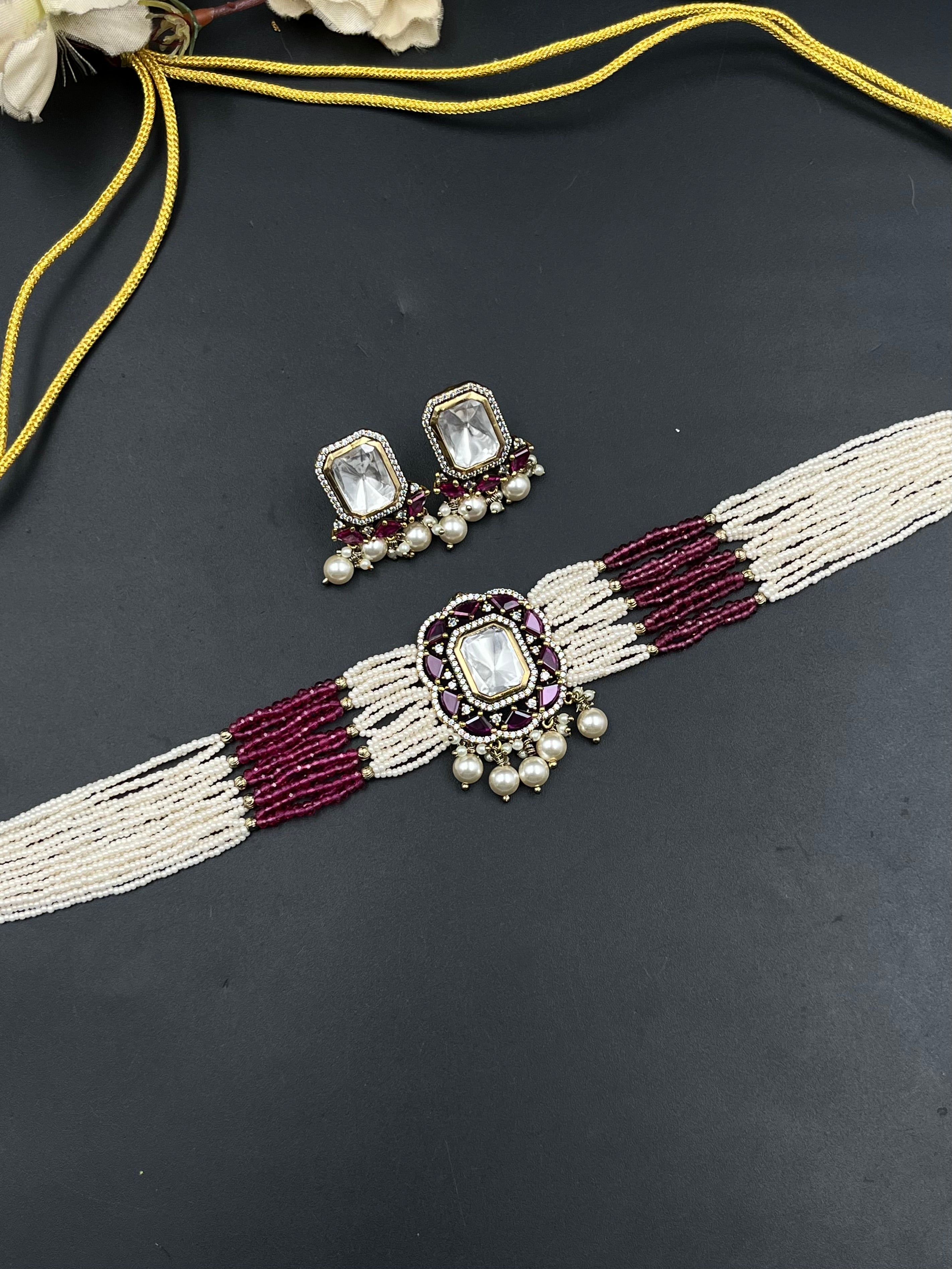 LINA NECKLACE