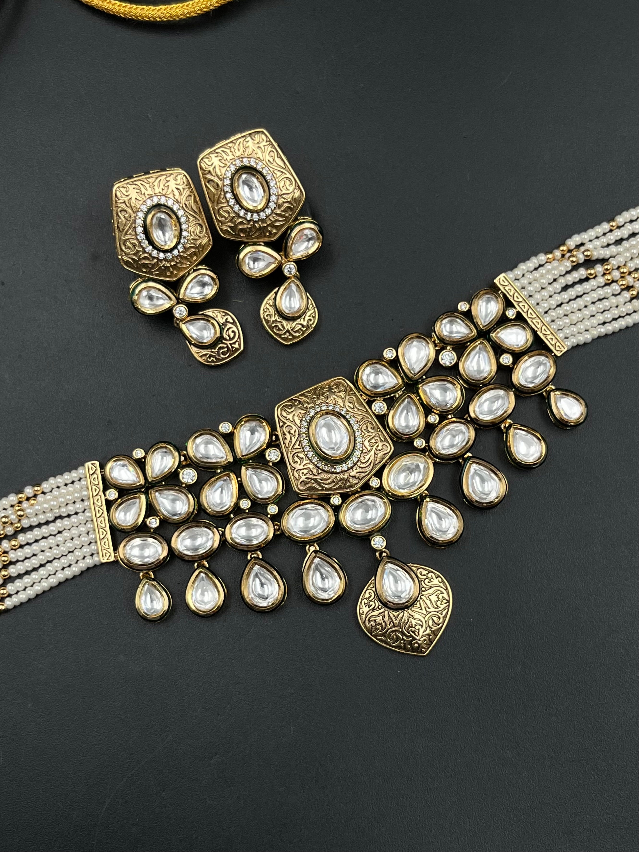 AJMA NECKLACE