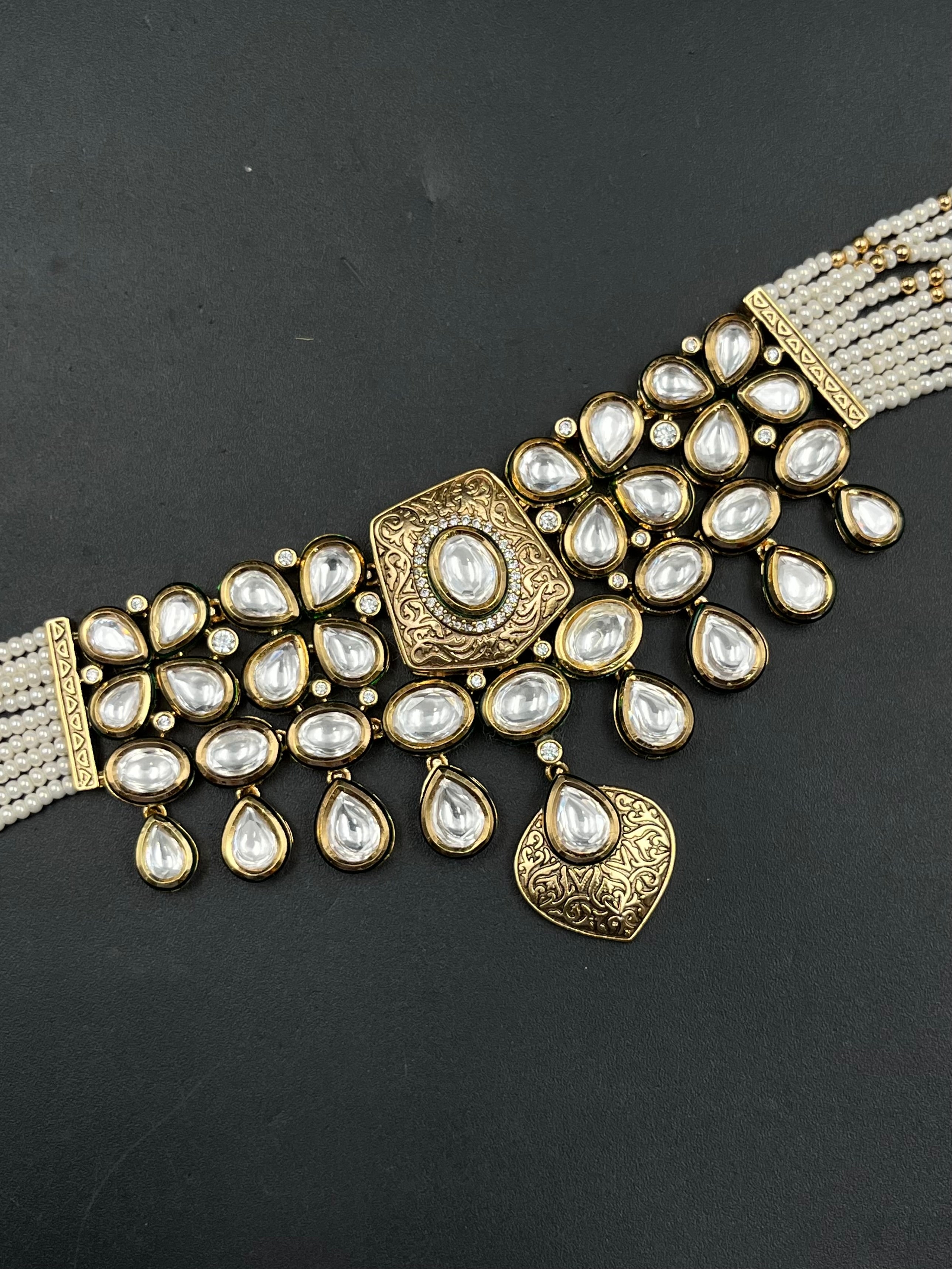AJMA NECKLACE