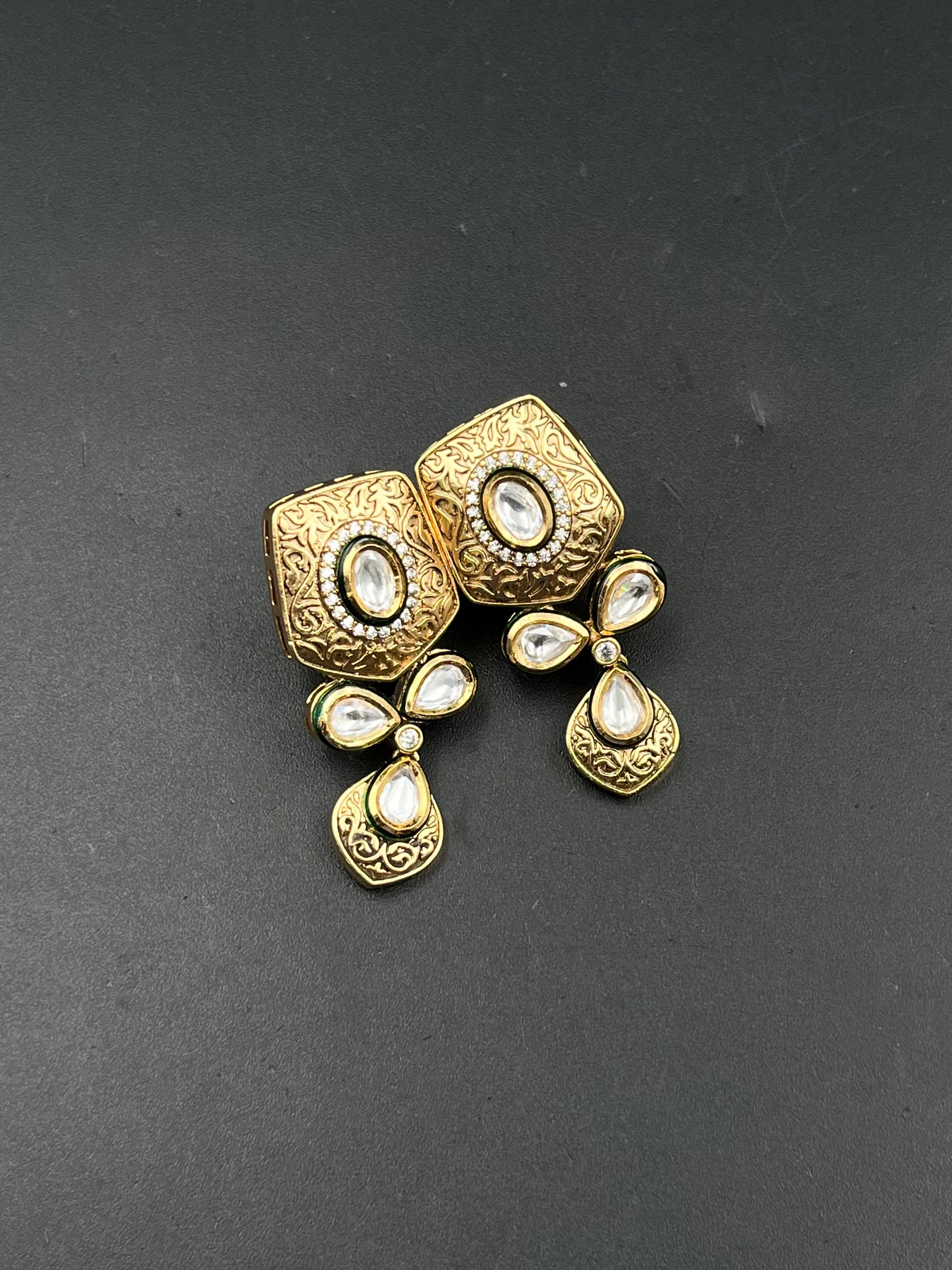 AJMA NECKLACE