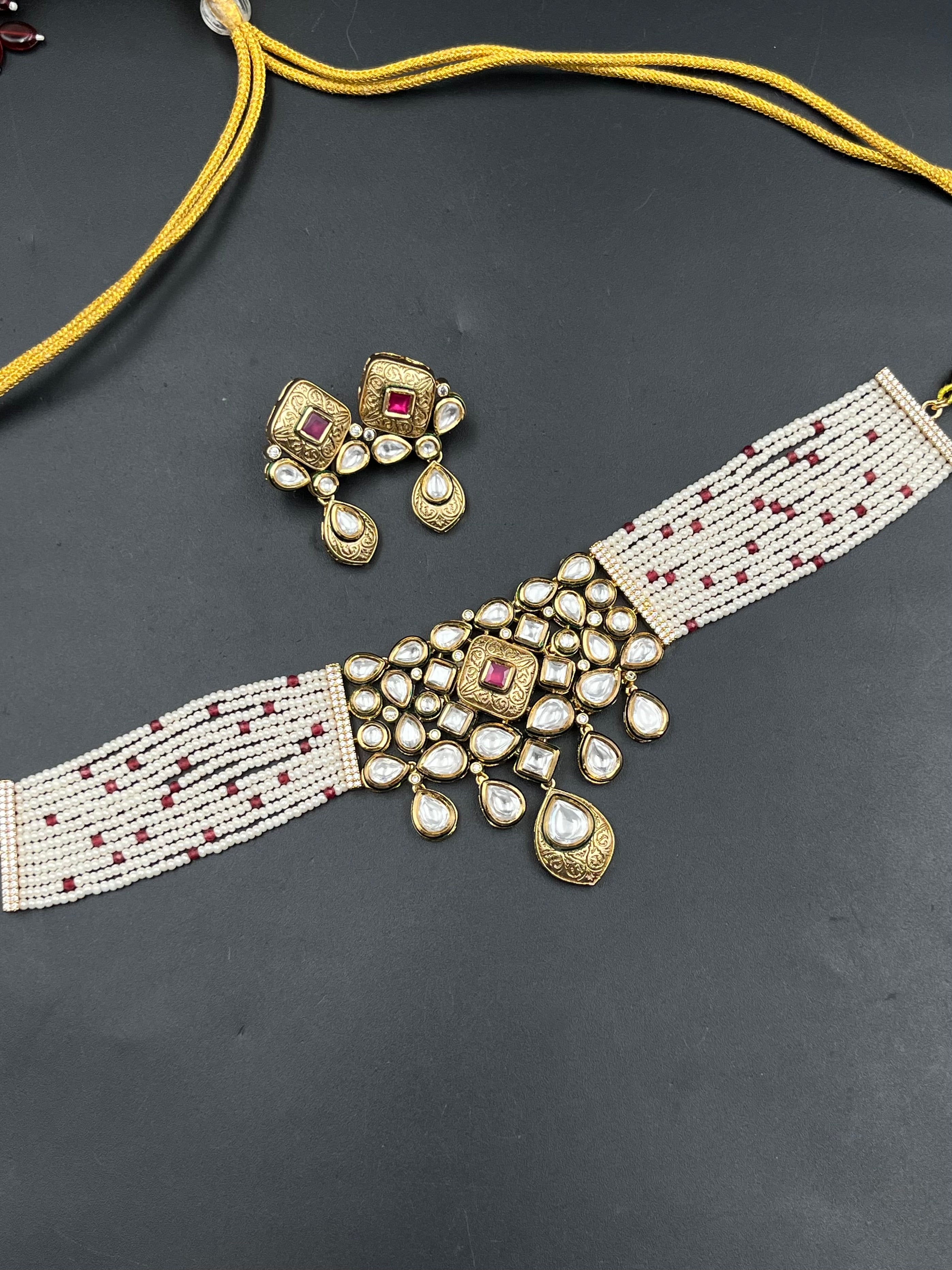 JIV NECKLACE