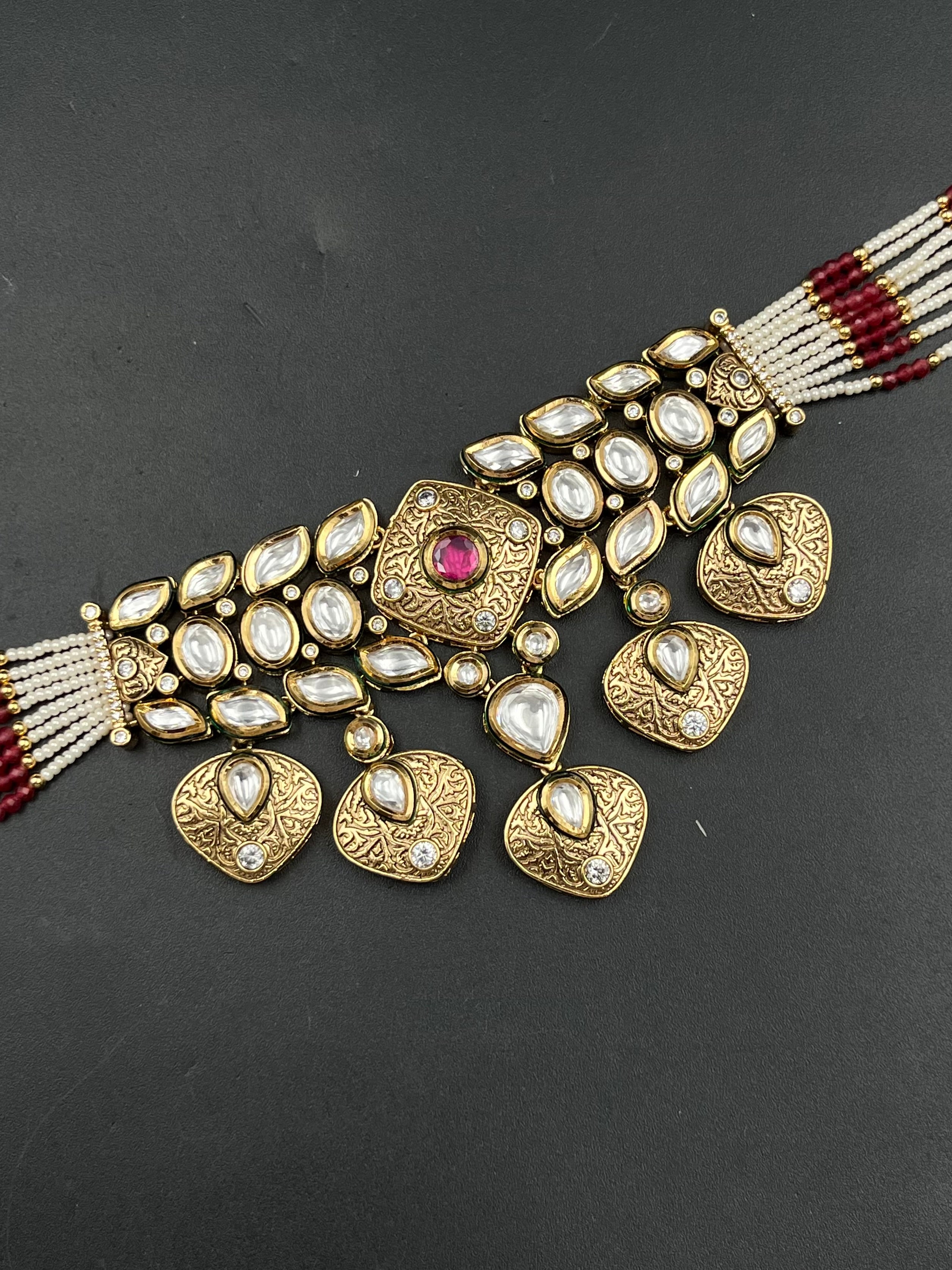 HITA NECKLACE