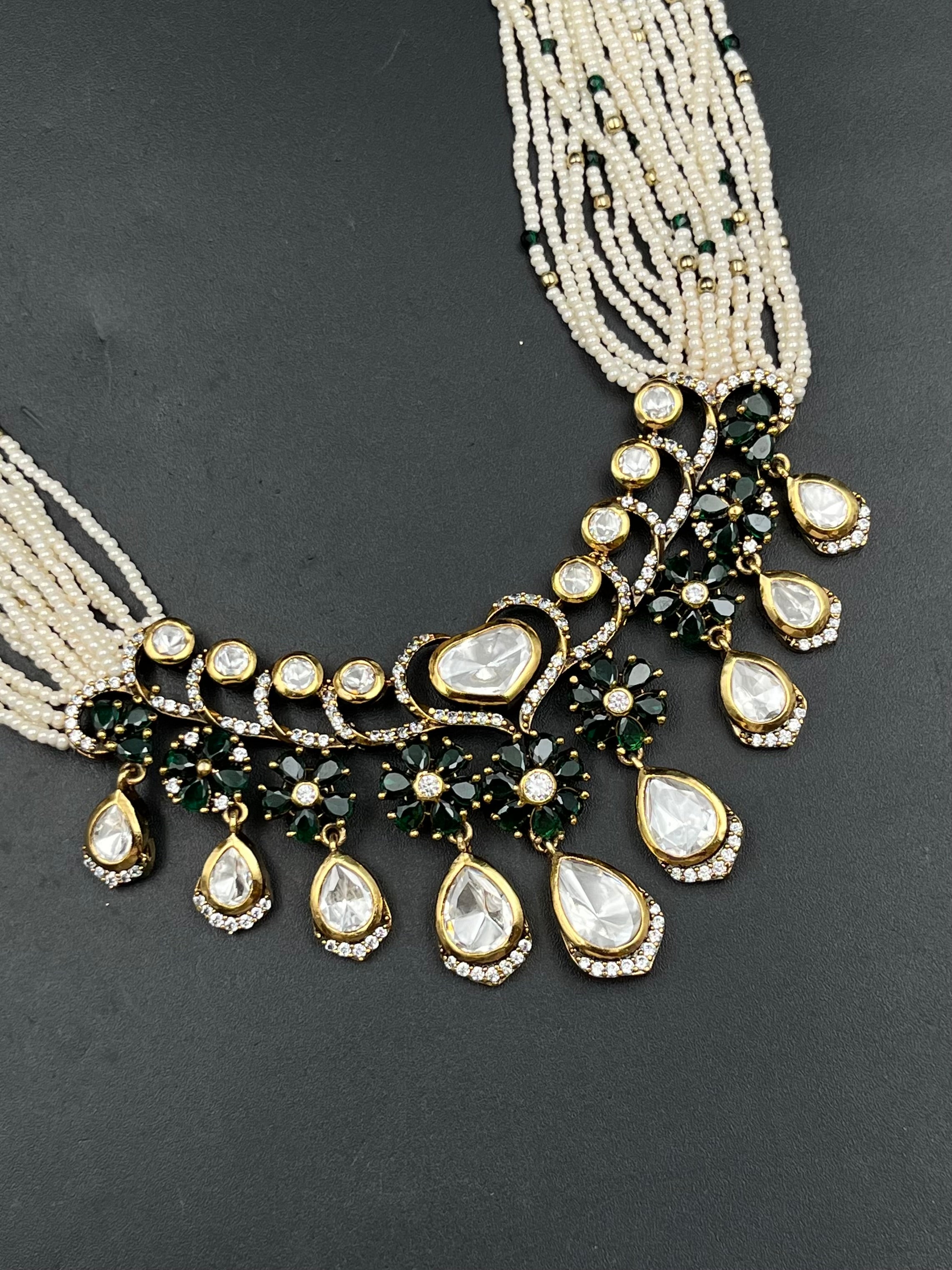 VIYA NECKLACE