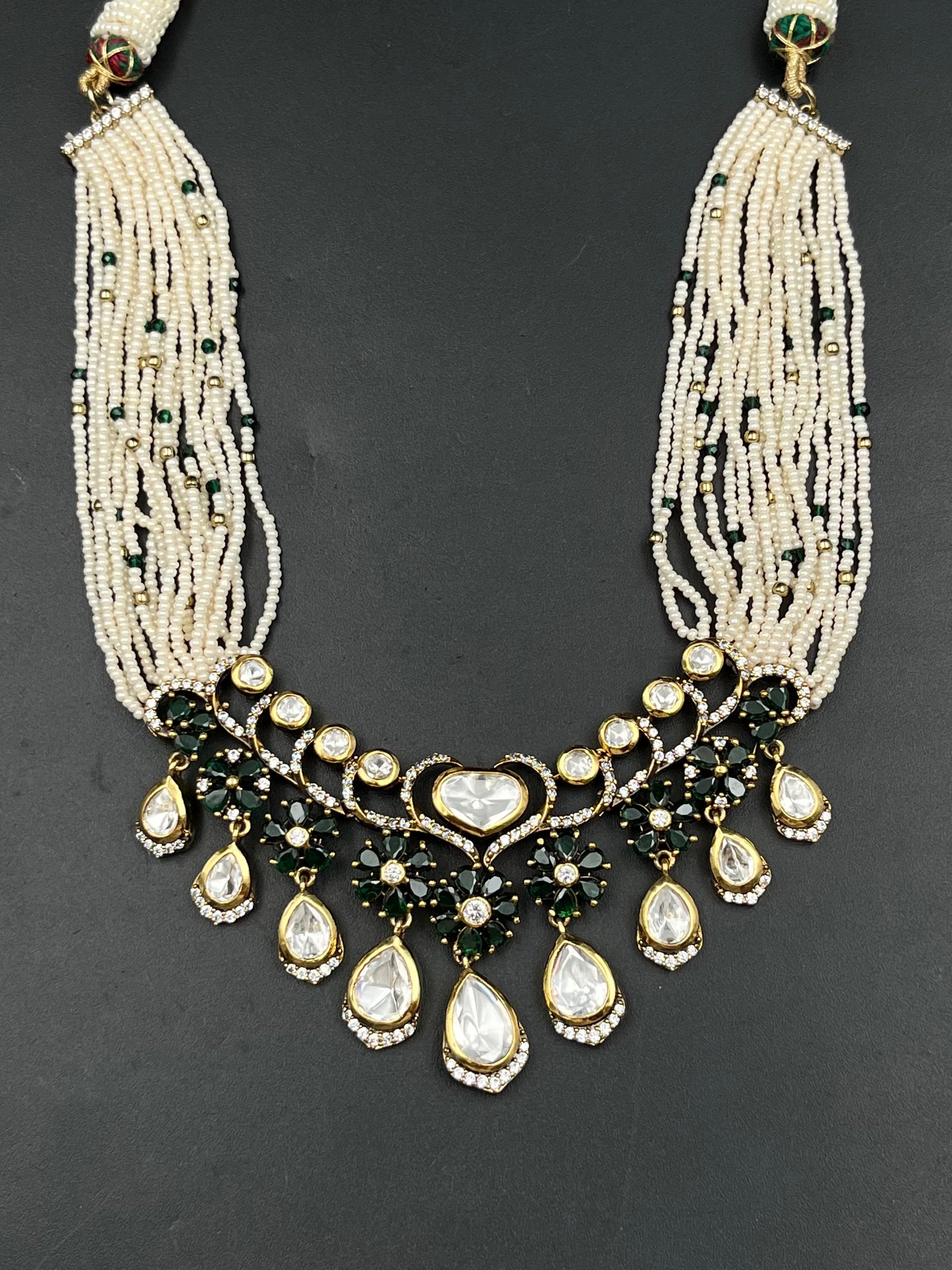 VIYA NECKLACE
