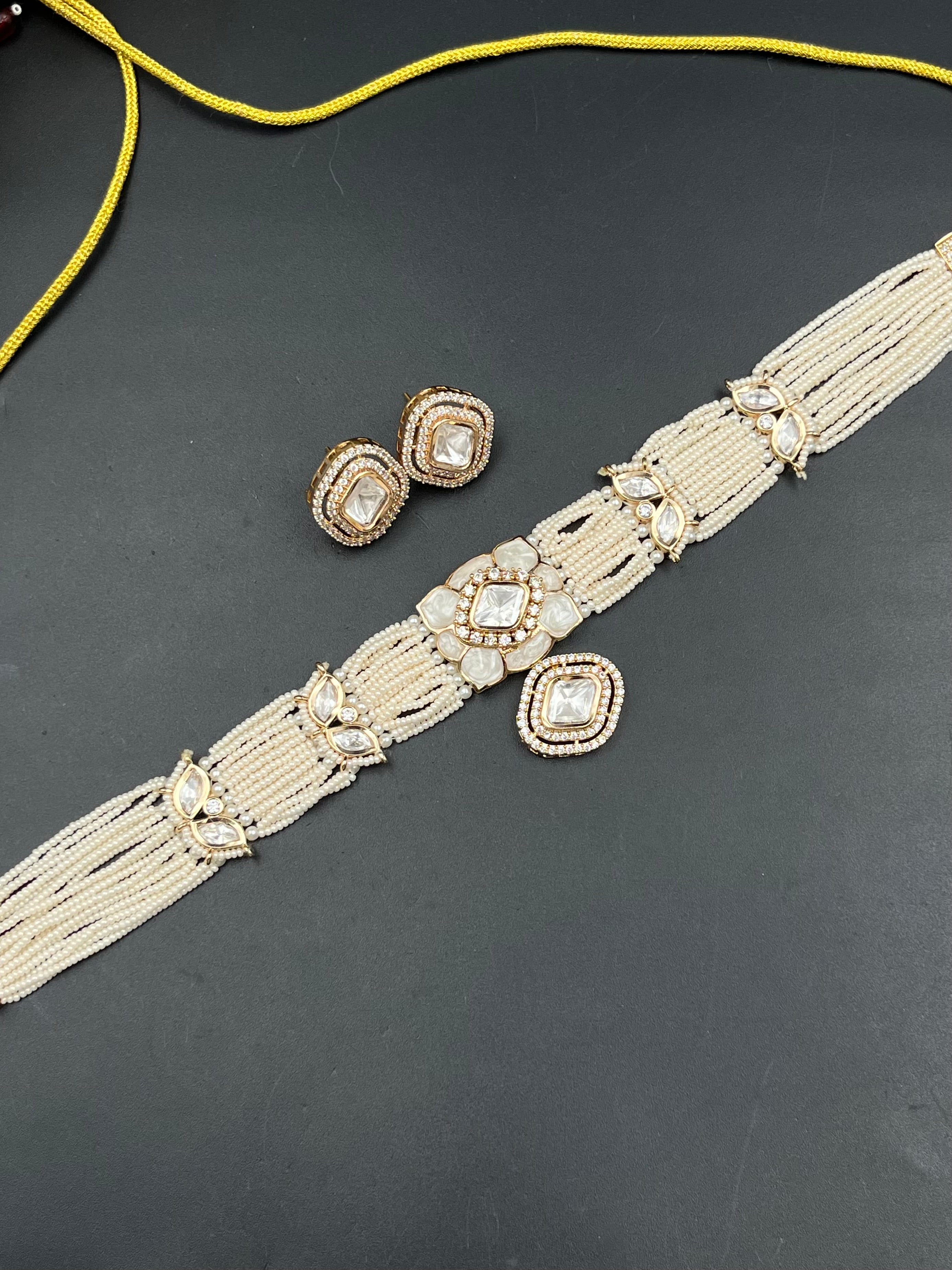 JITA NECKLACE