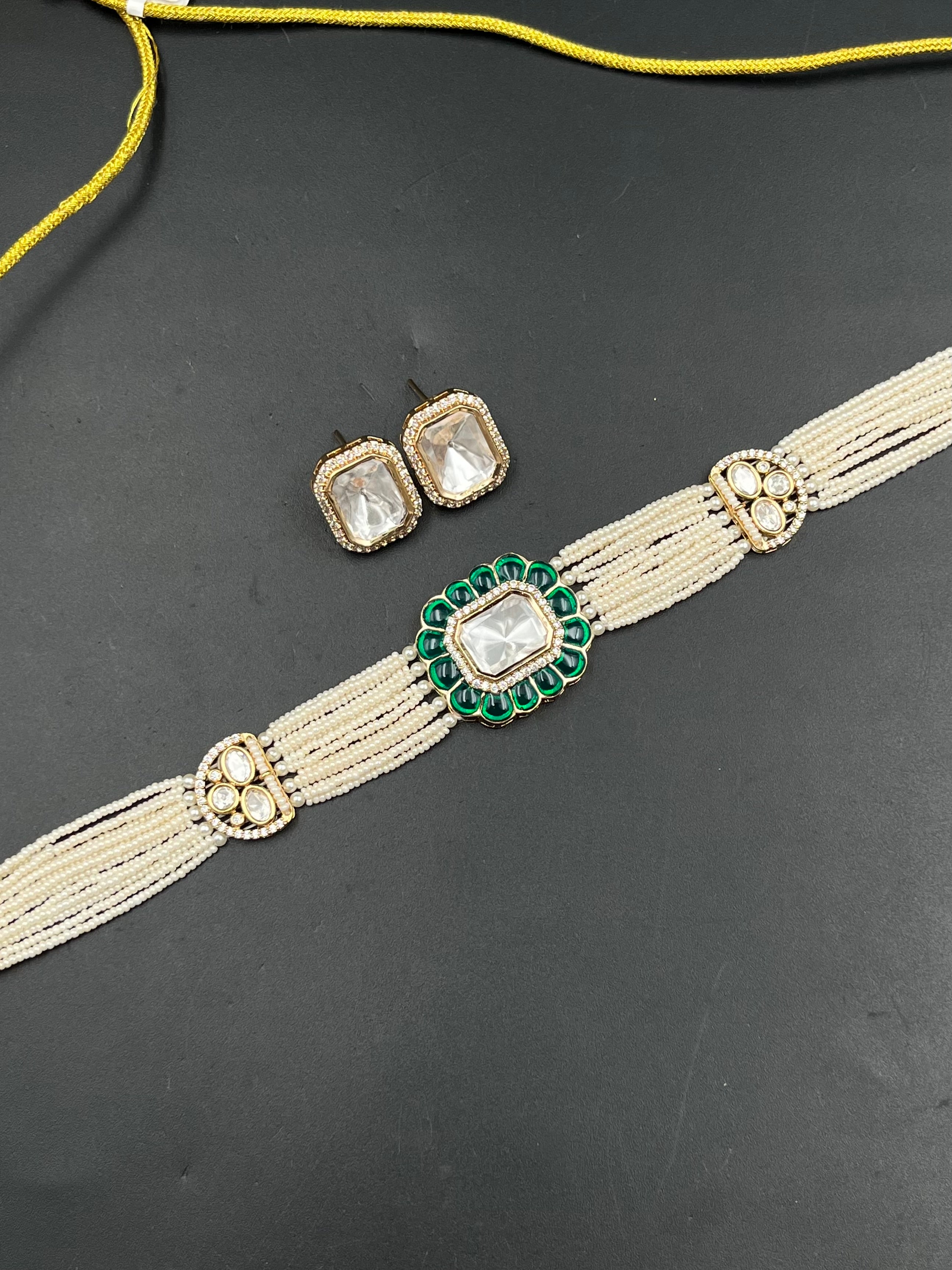 FIYNA NECKLACE