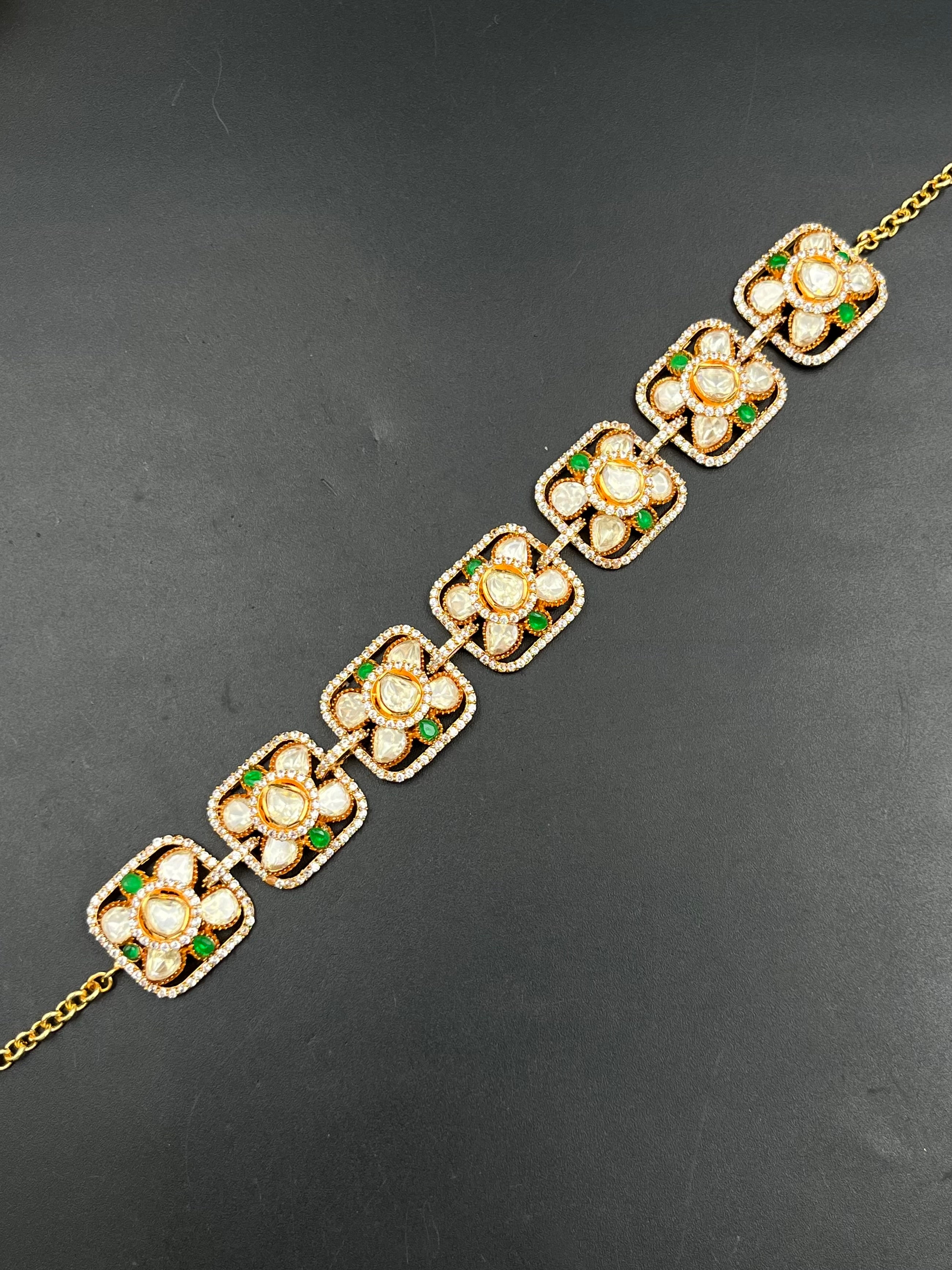 AFIFA NECKLACE