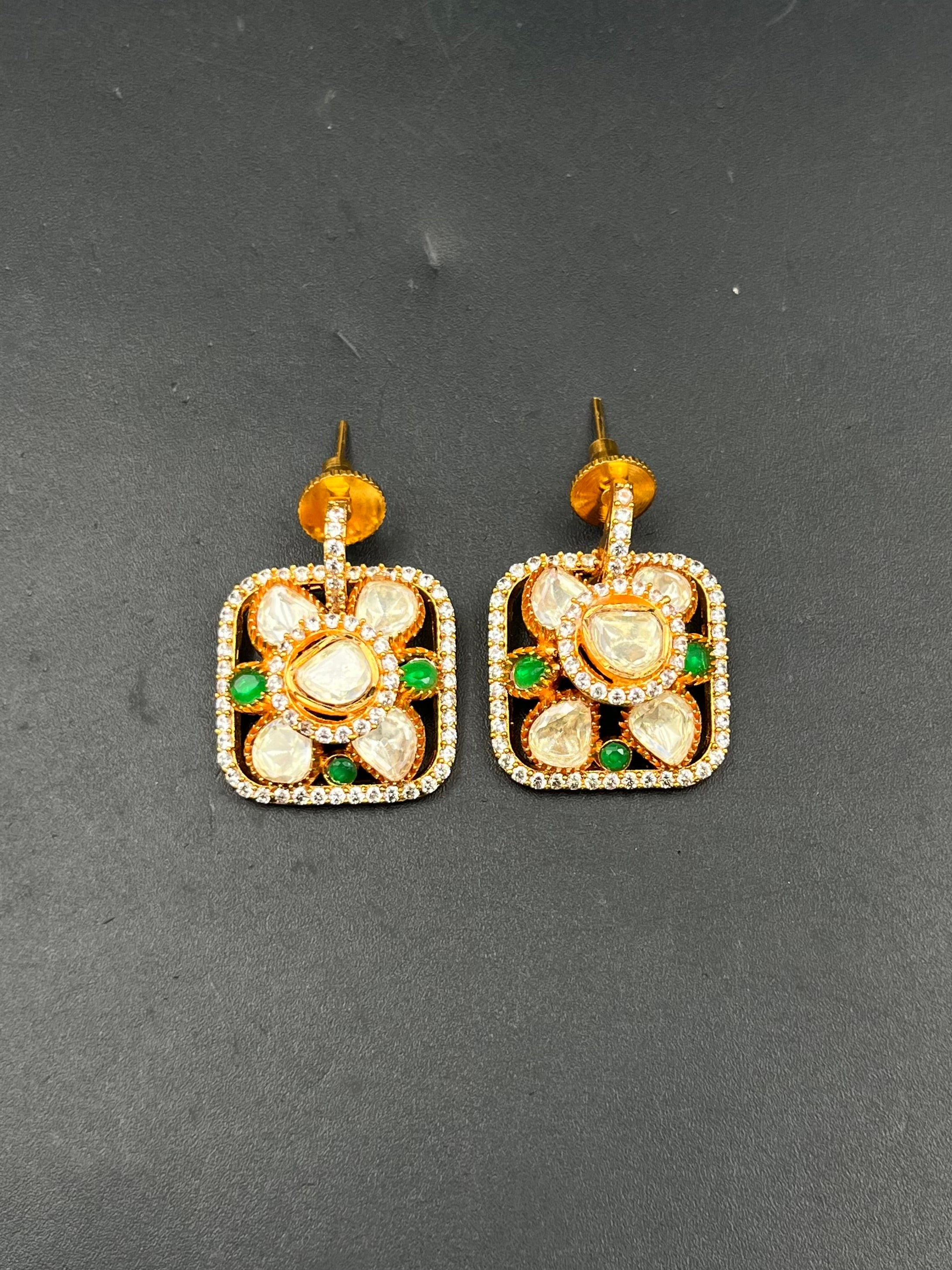 AFIFA NECKLACE