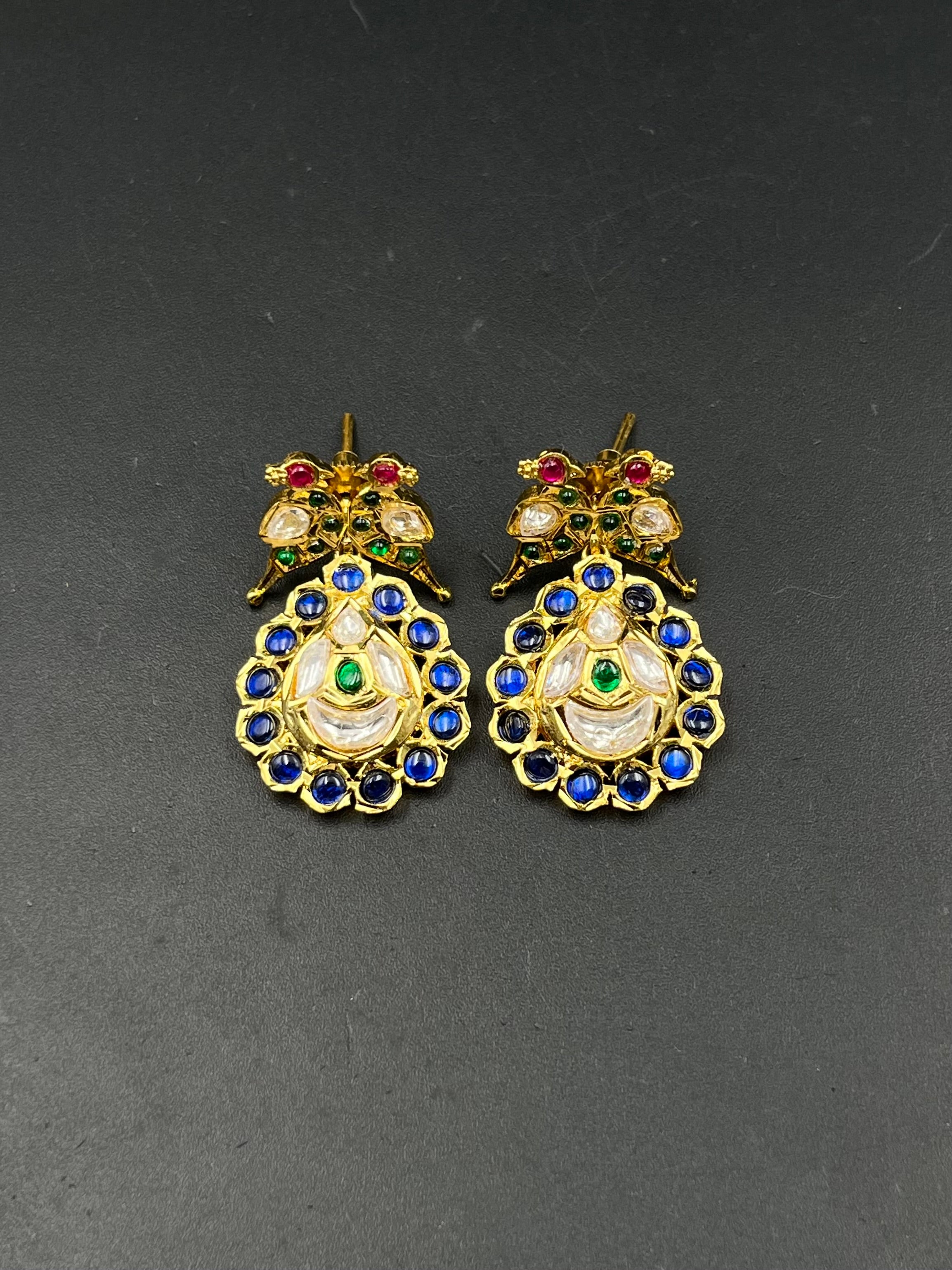 SHIHNA NECKLACE