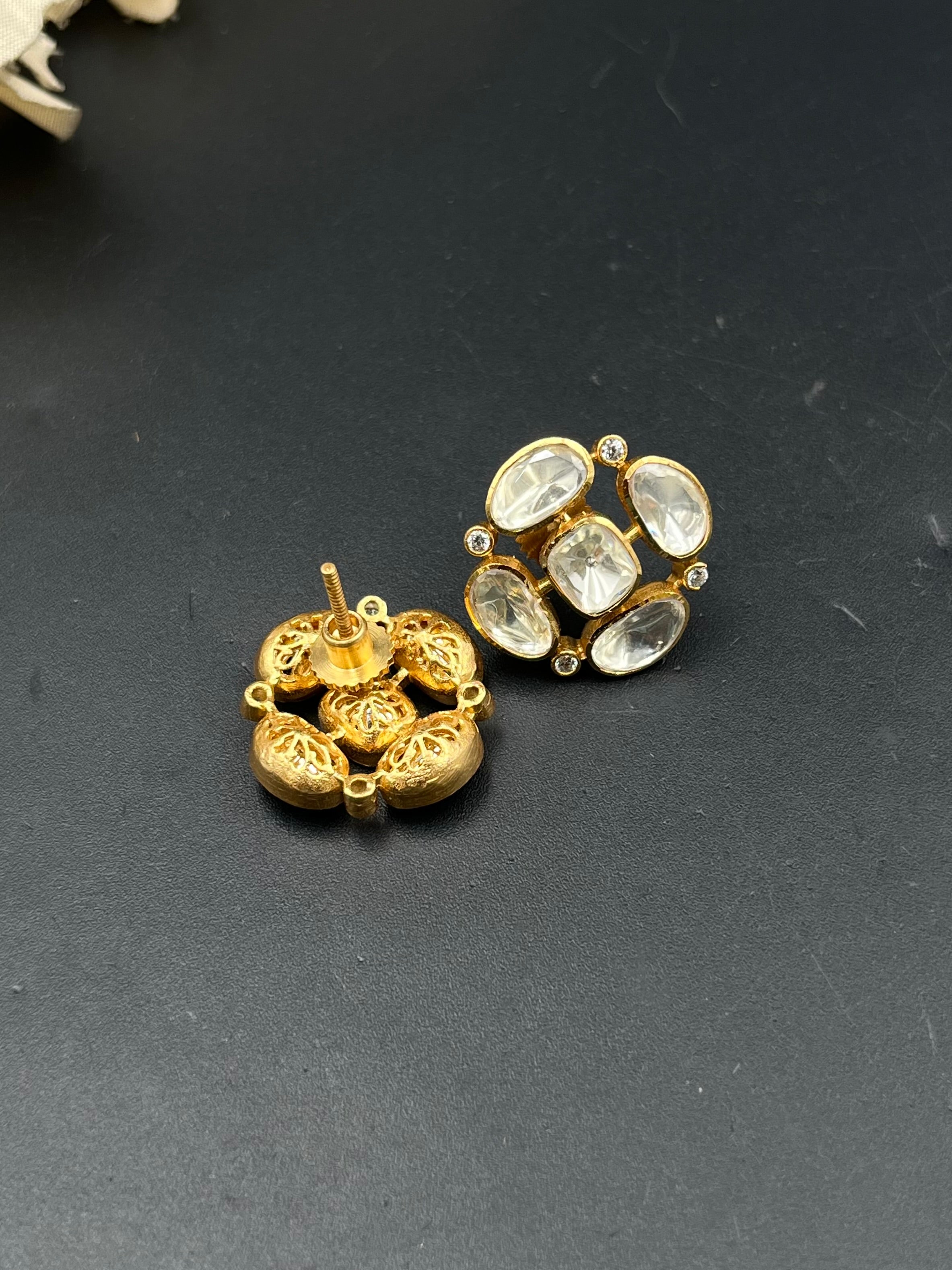 GAZALA EARRING