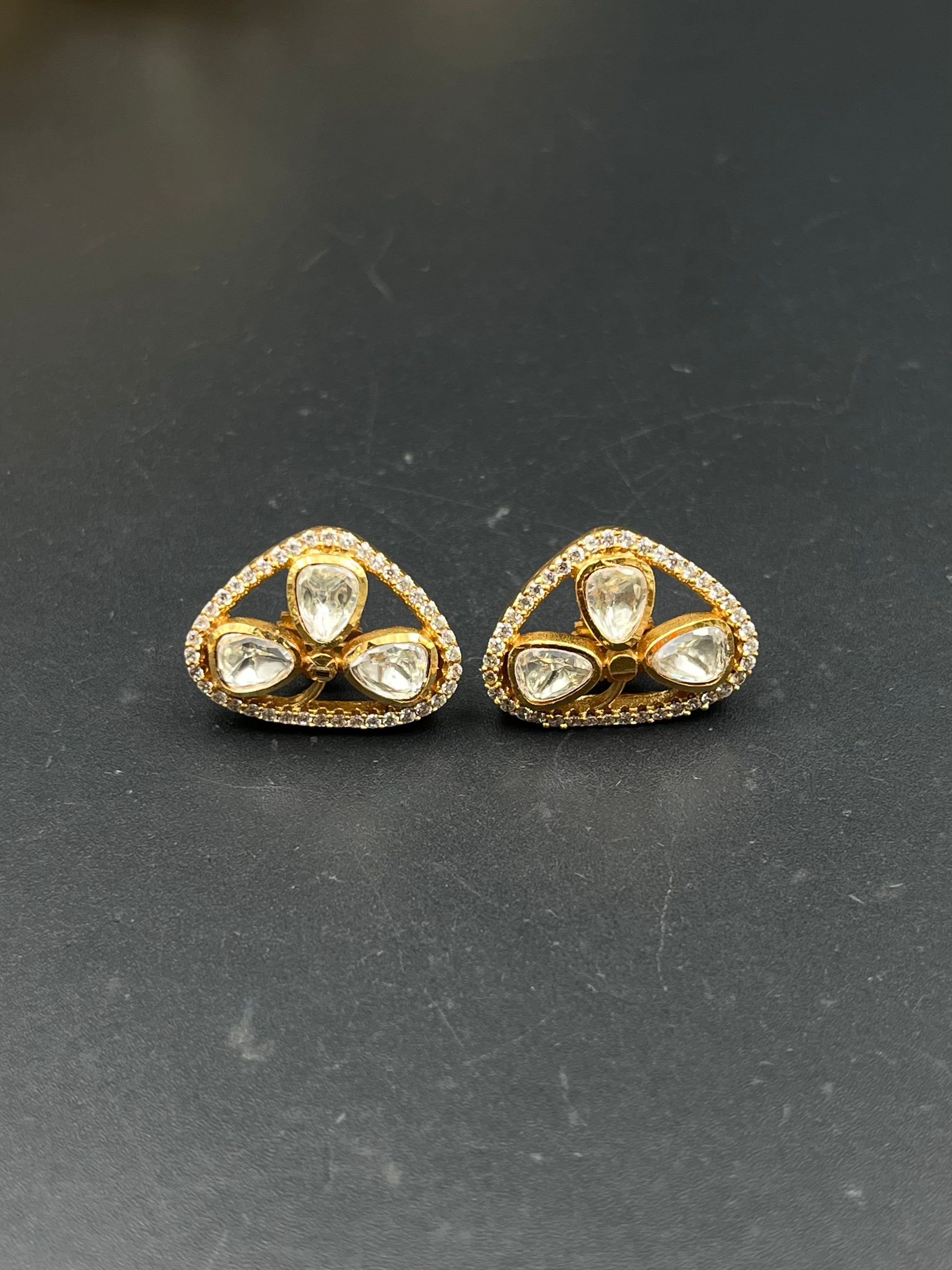 MAHA EARRING