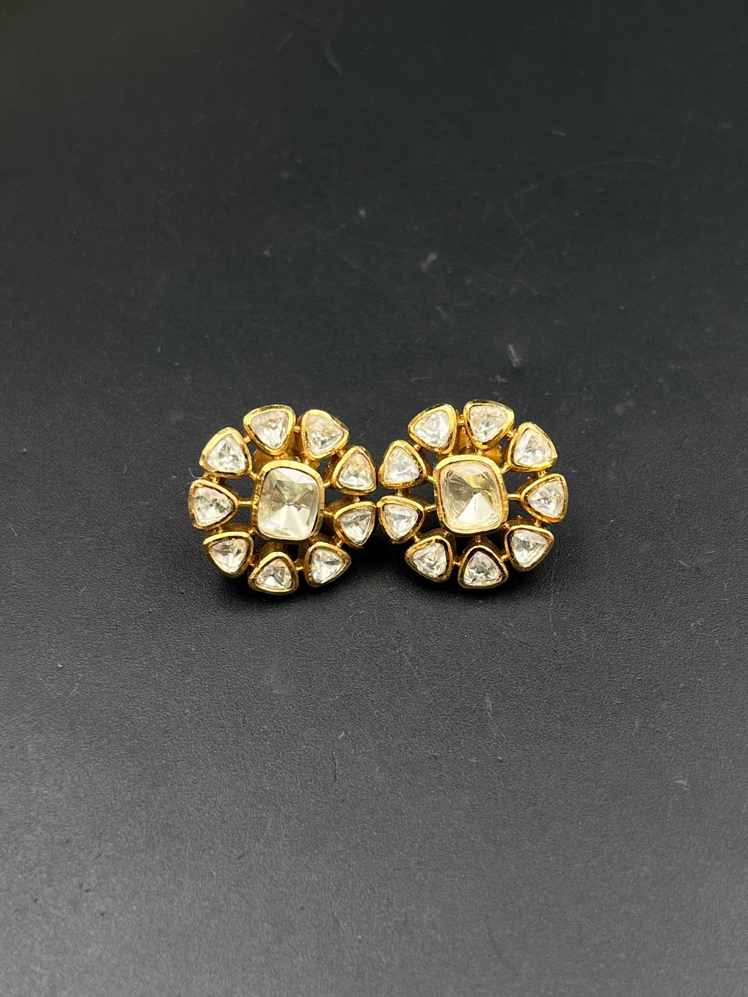 RANA EARRING