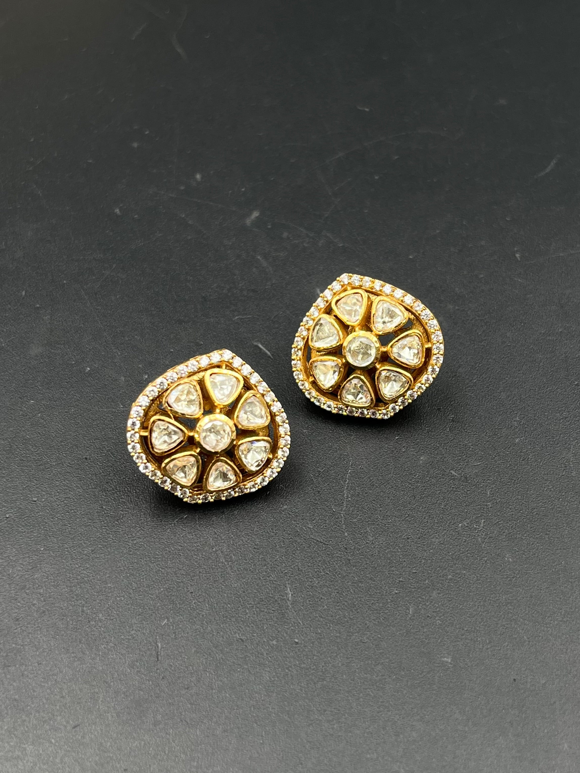 SITA EARRING