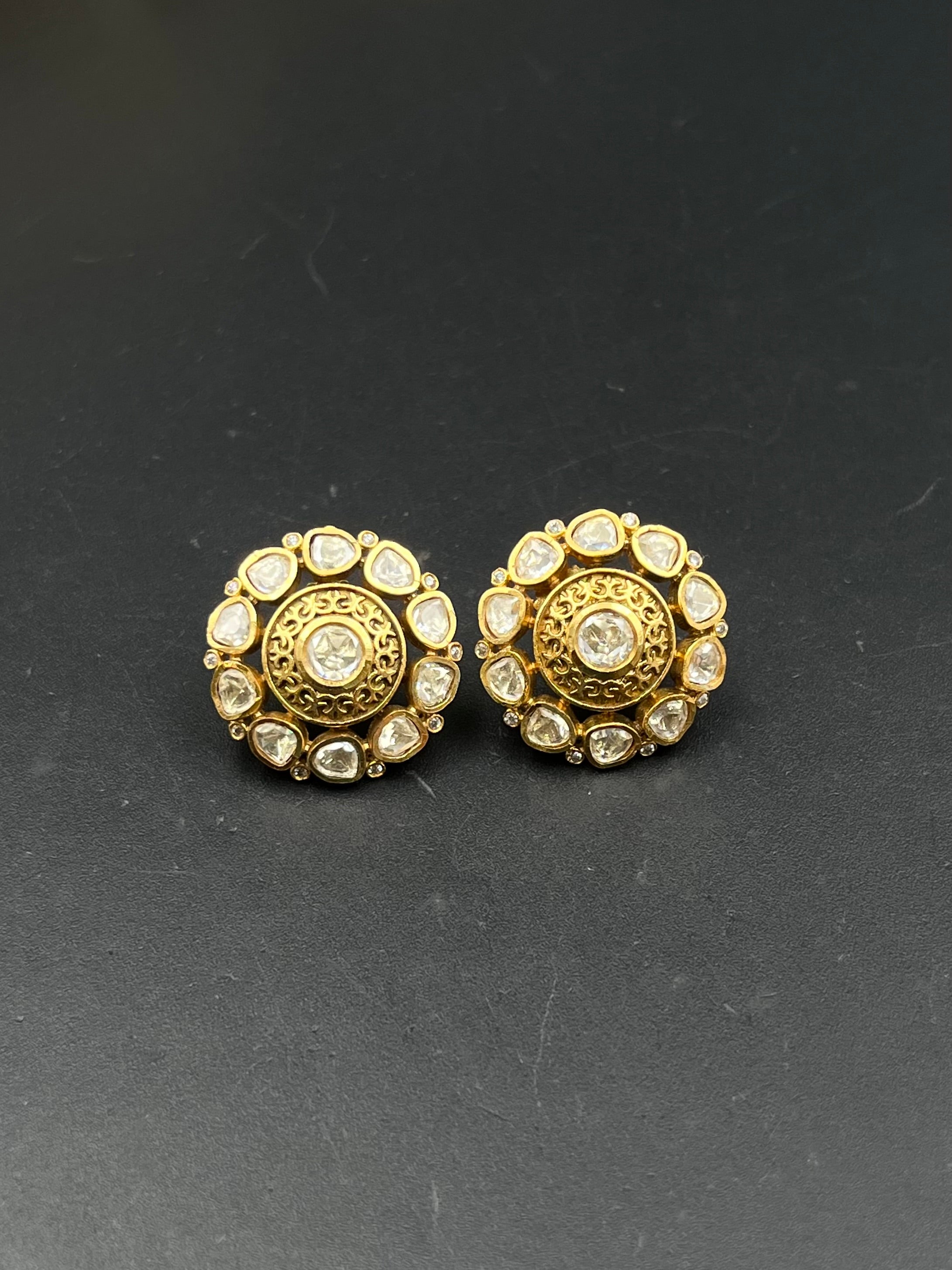 TANIYA EARRING
