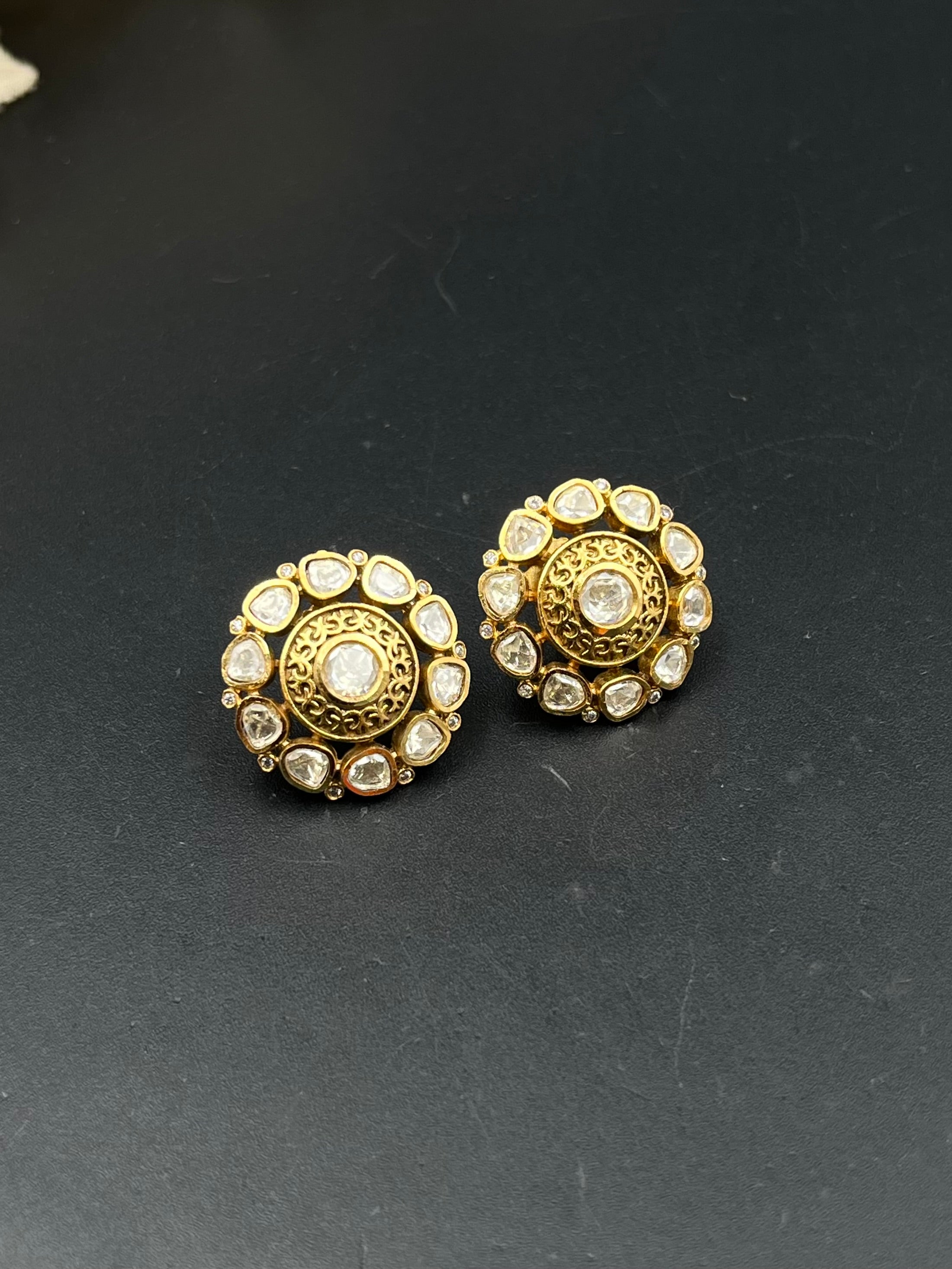 TANIYA EARRING