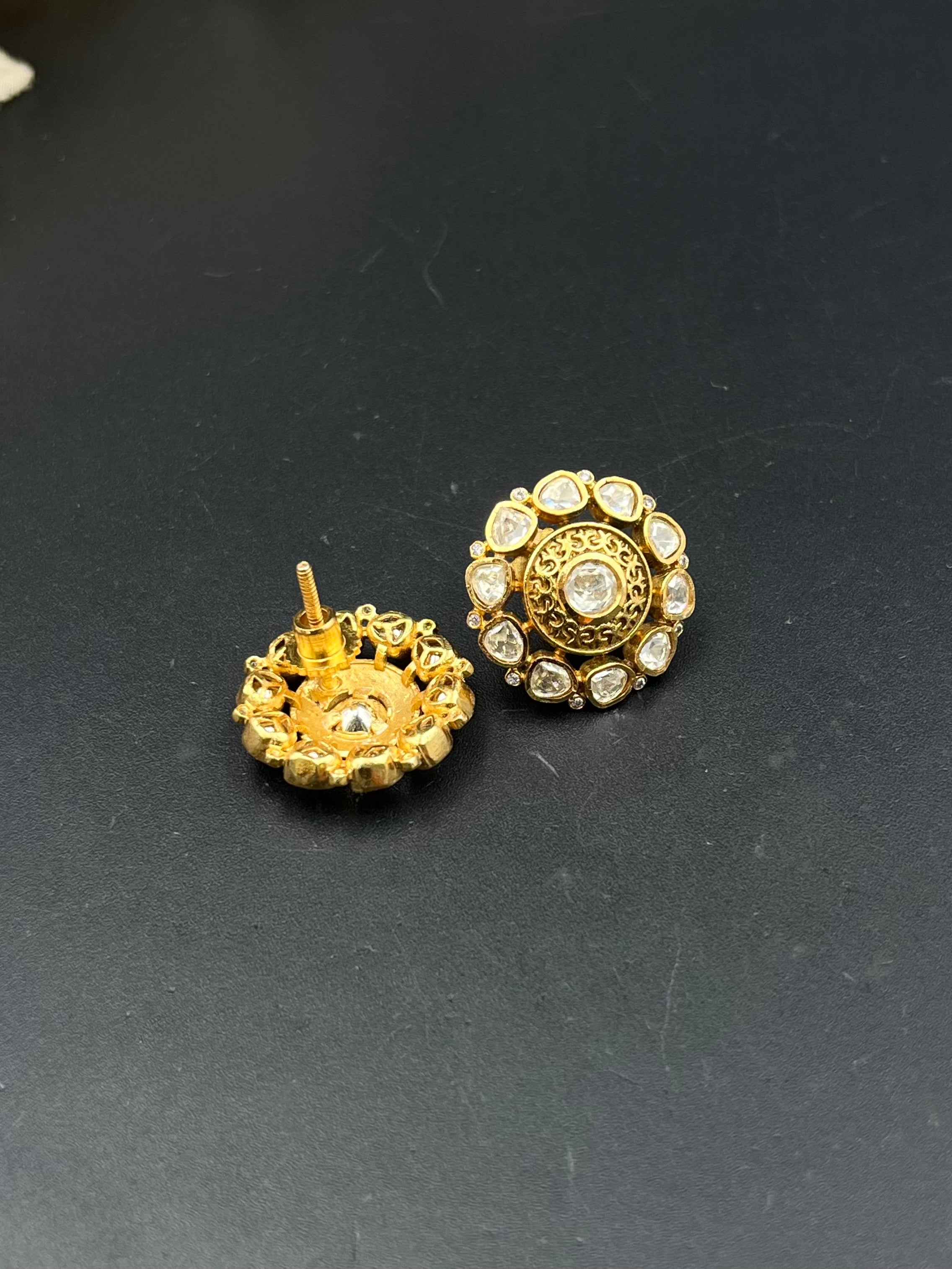 TANIYA EARRING