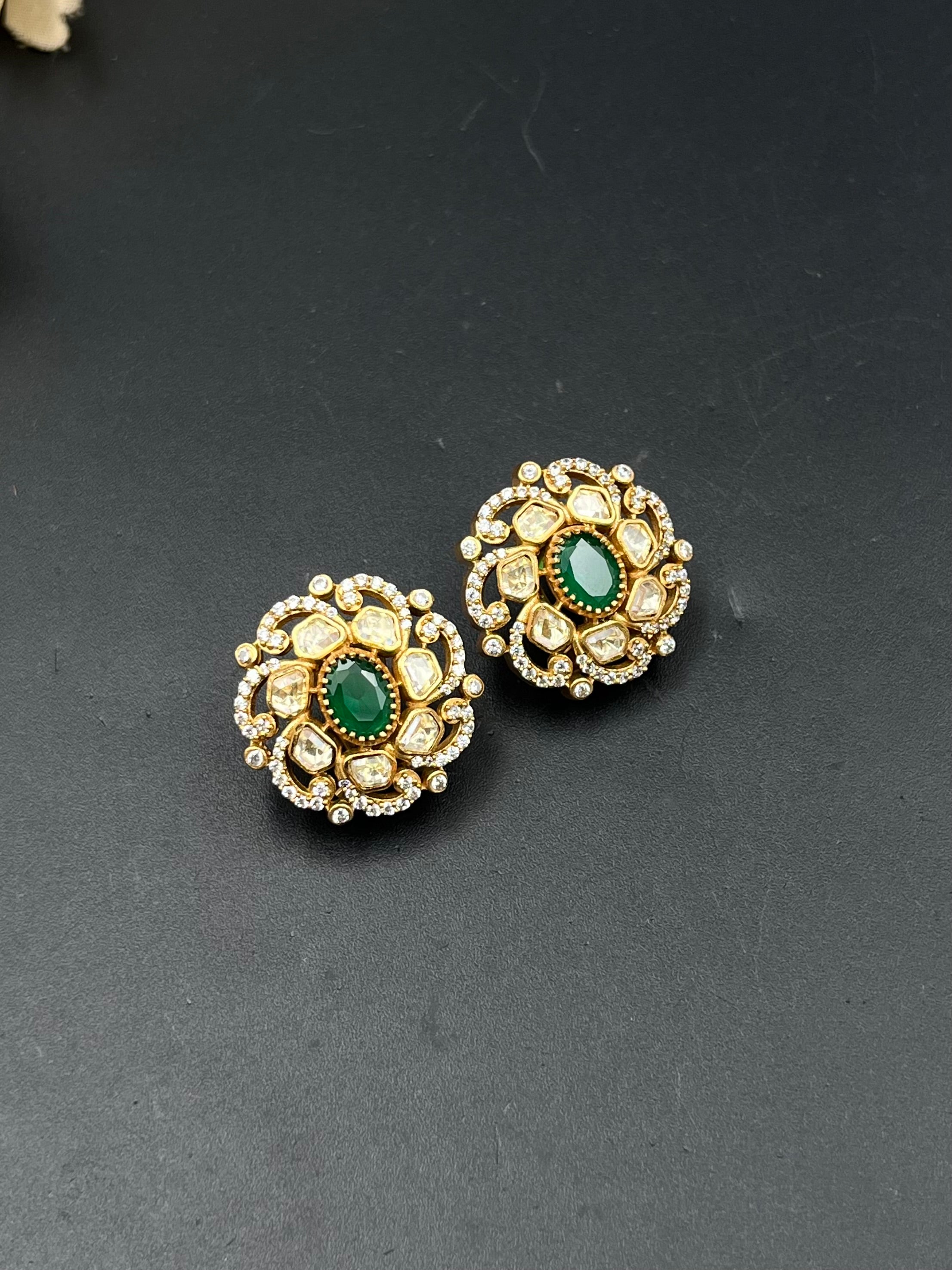 RAMIA EARRING