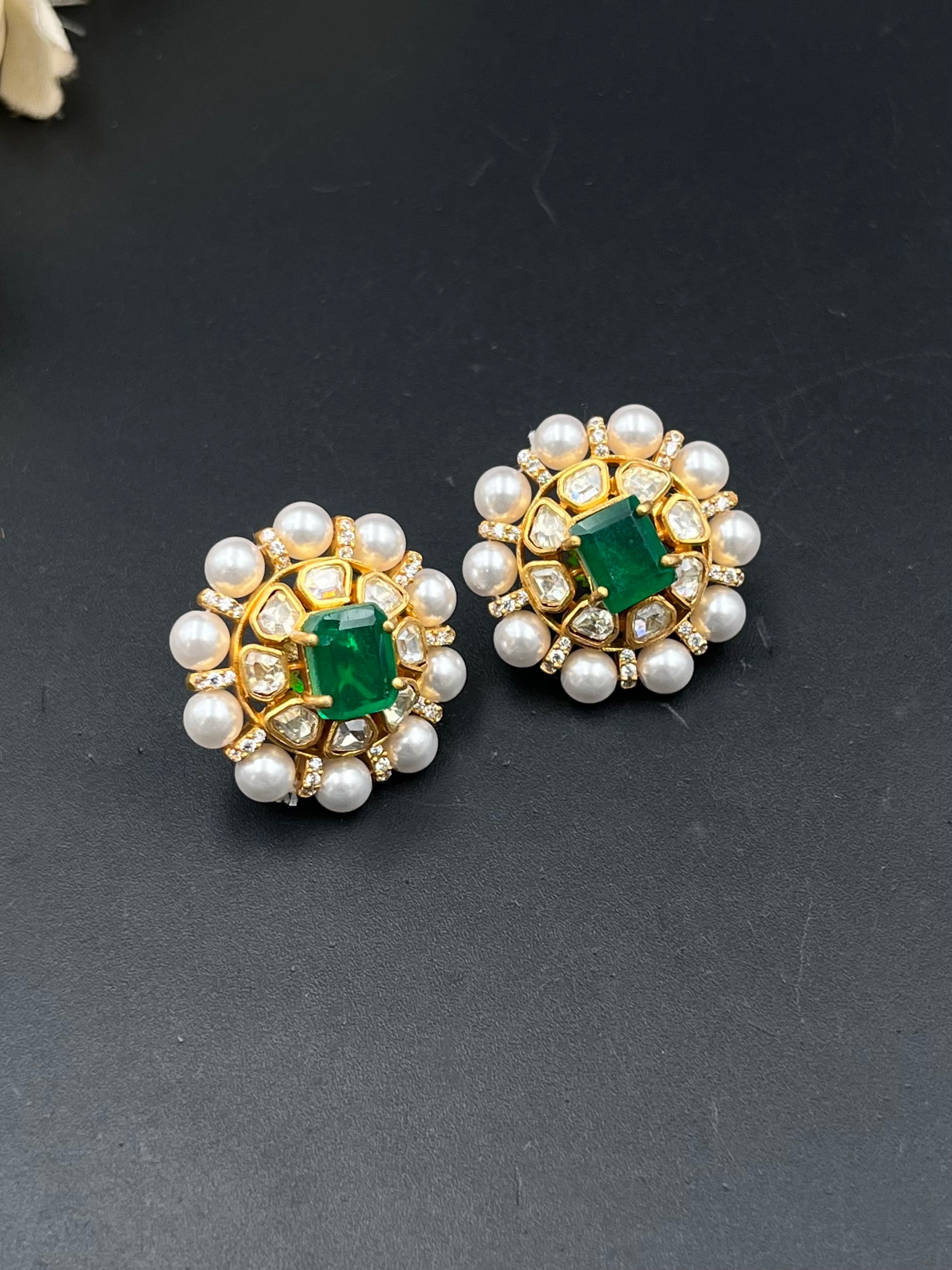 SHIVANI EARRING